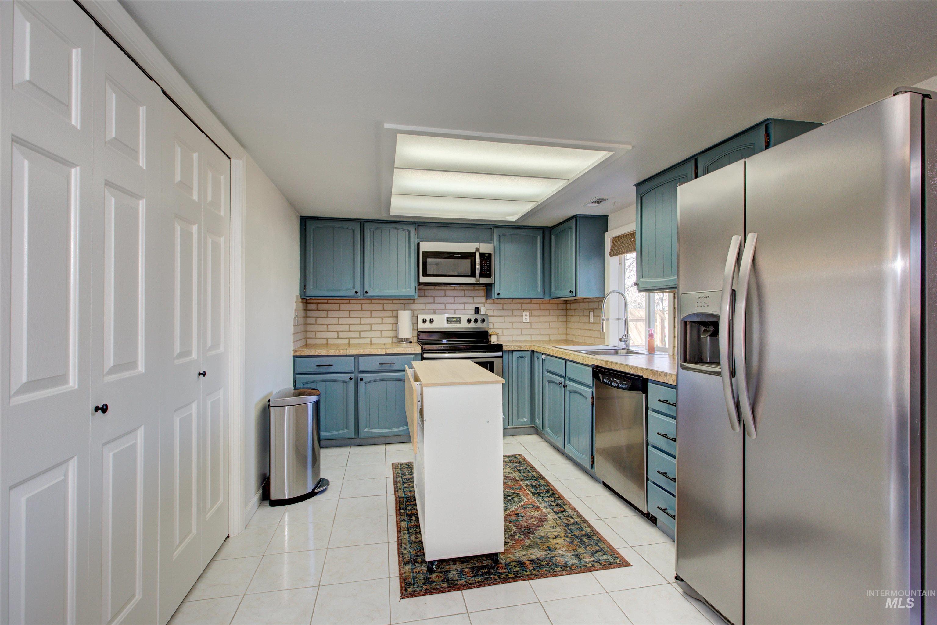 1214 E Pennsylvania Pl Property Photo 12