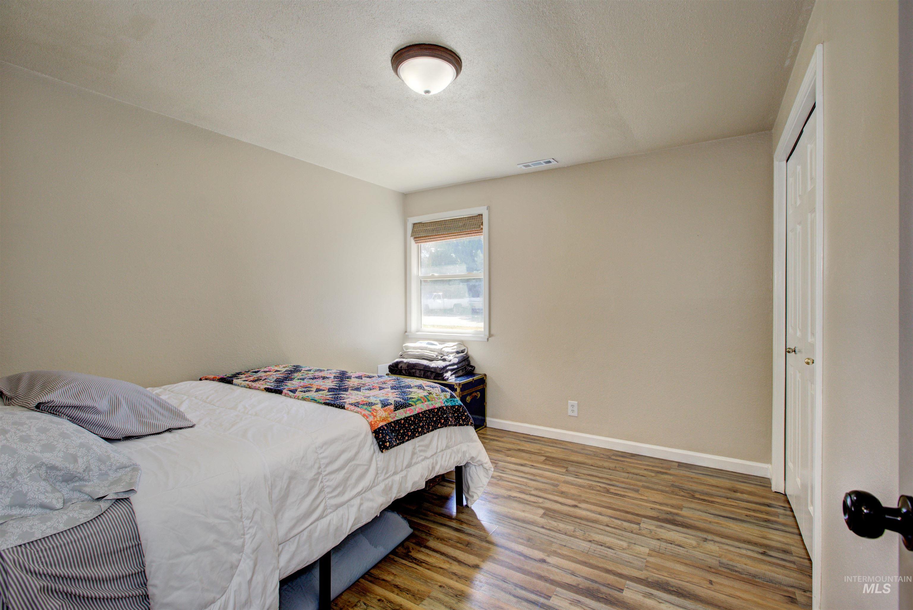 1214 E Pennsylvania Pl Property Photo 24