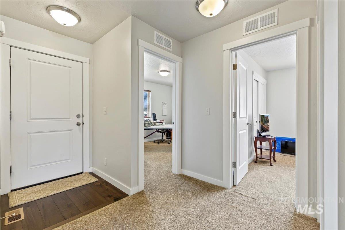 1207 Cottonwood Dr. Property Photo 6