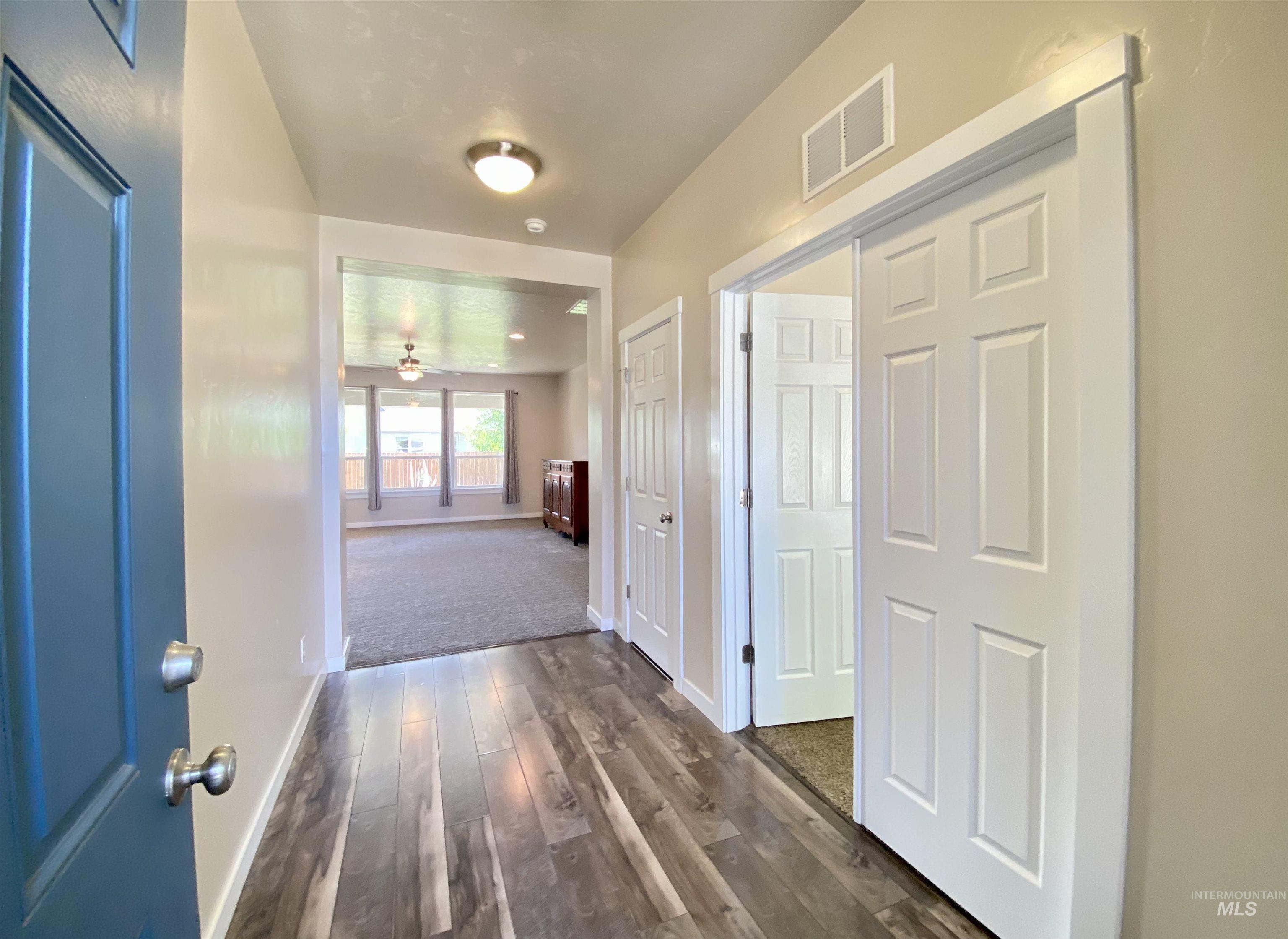 1756 N Hornback Ave Property Photo 2