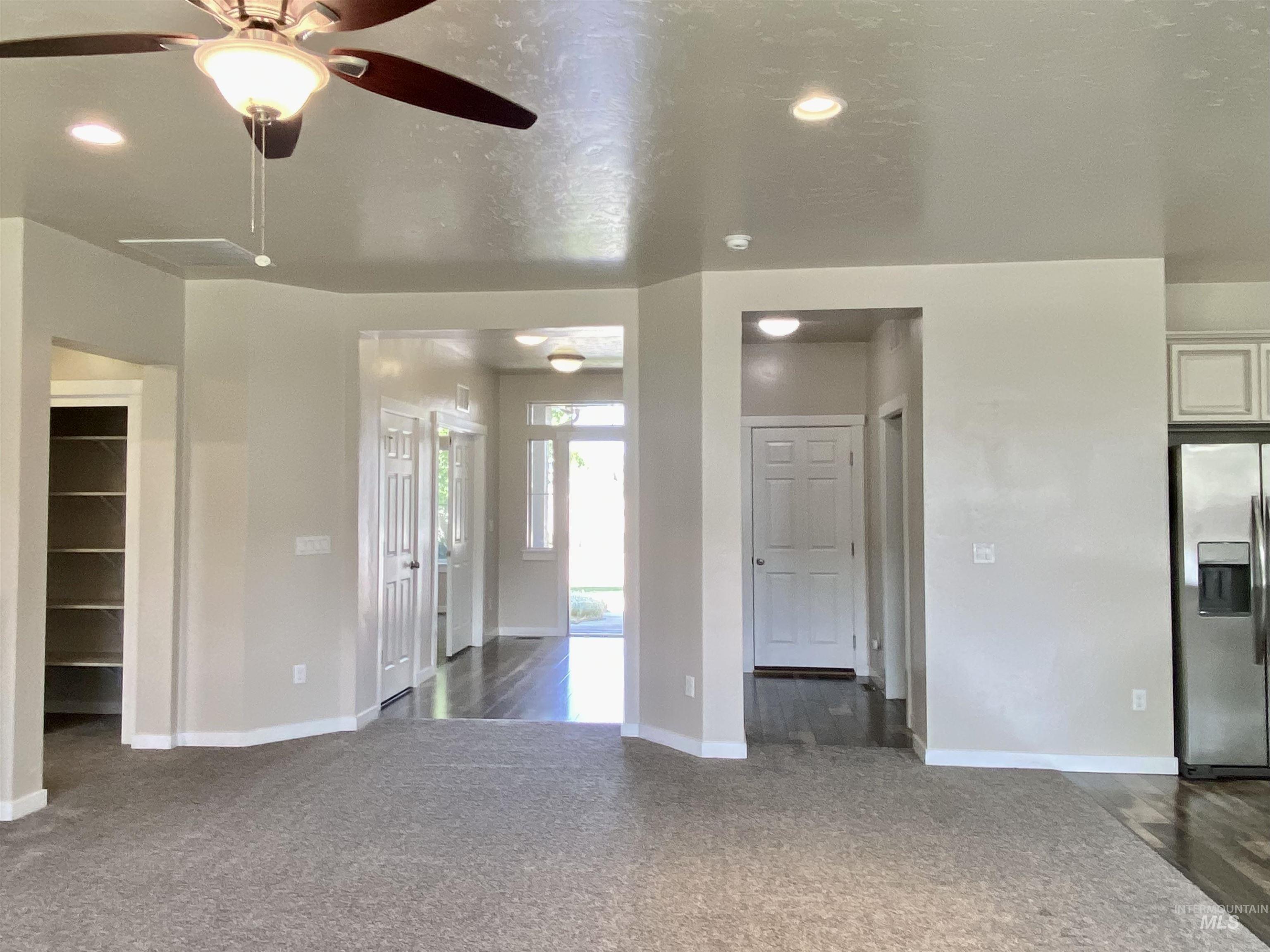 1756 N Hornback Ave Property Photo 14