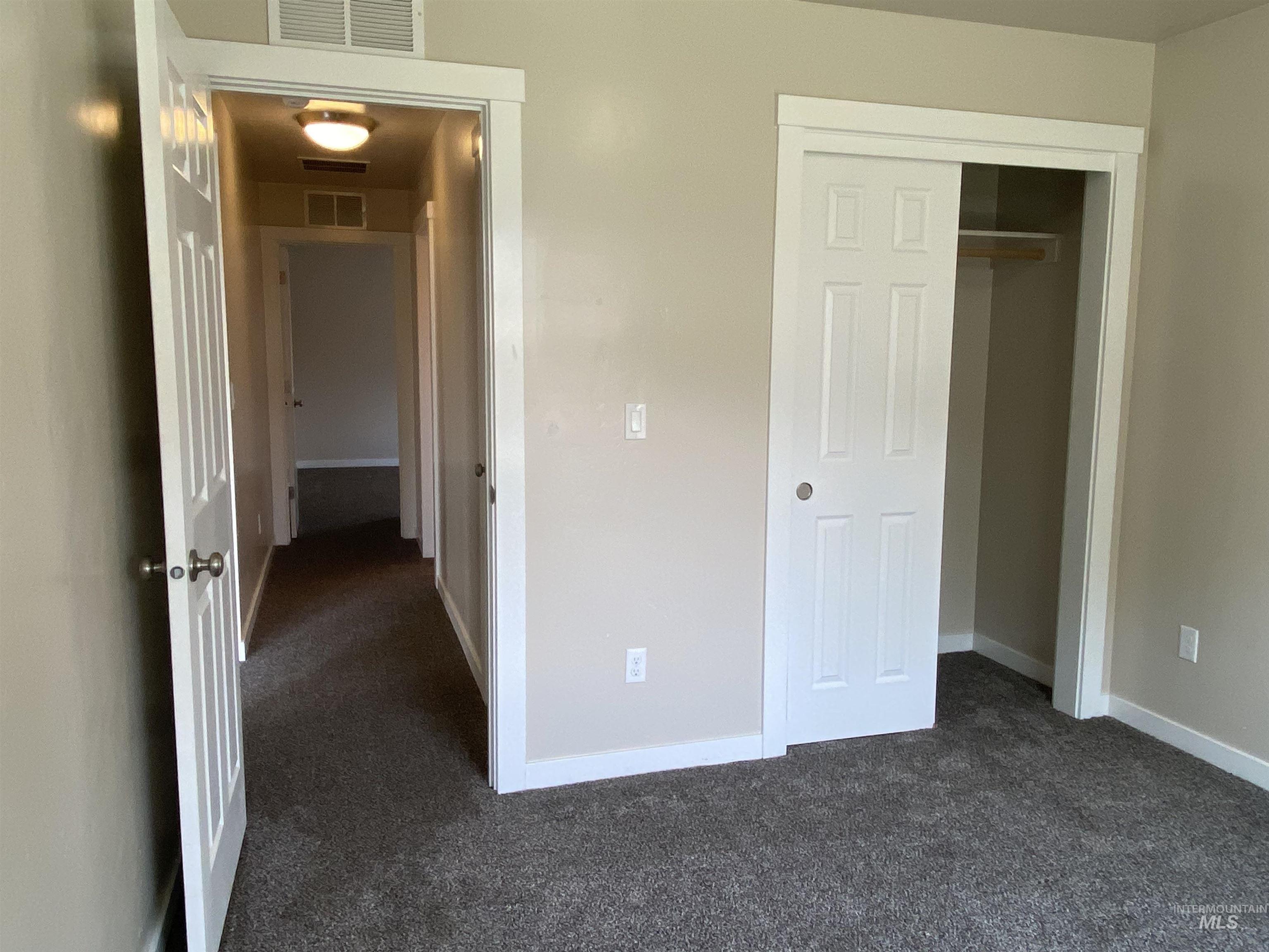 1756 N Hornback Ave Property Photo 27