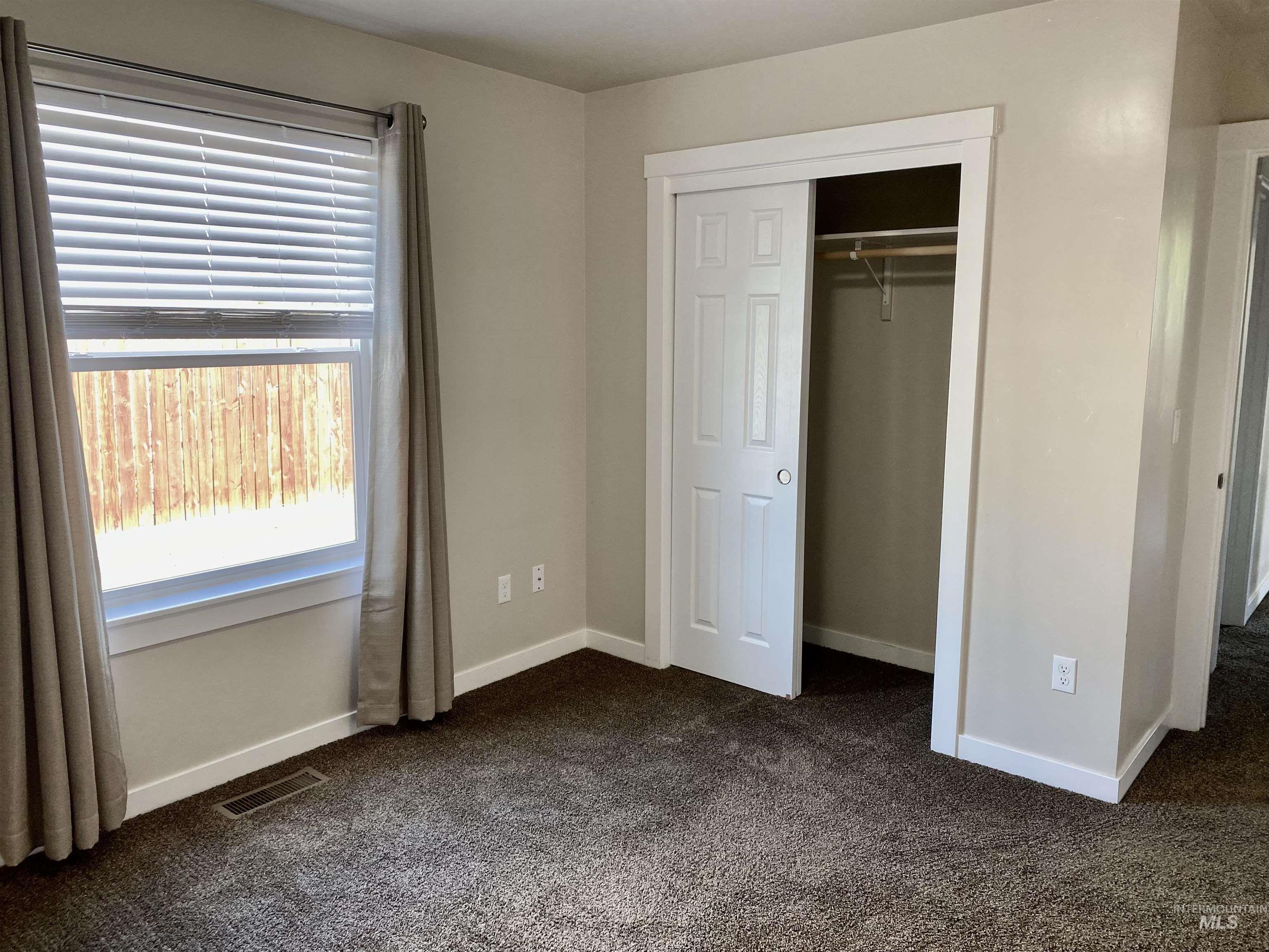 1756 N Hornback Ave Property Photo 32