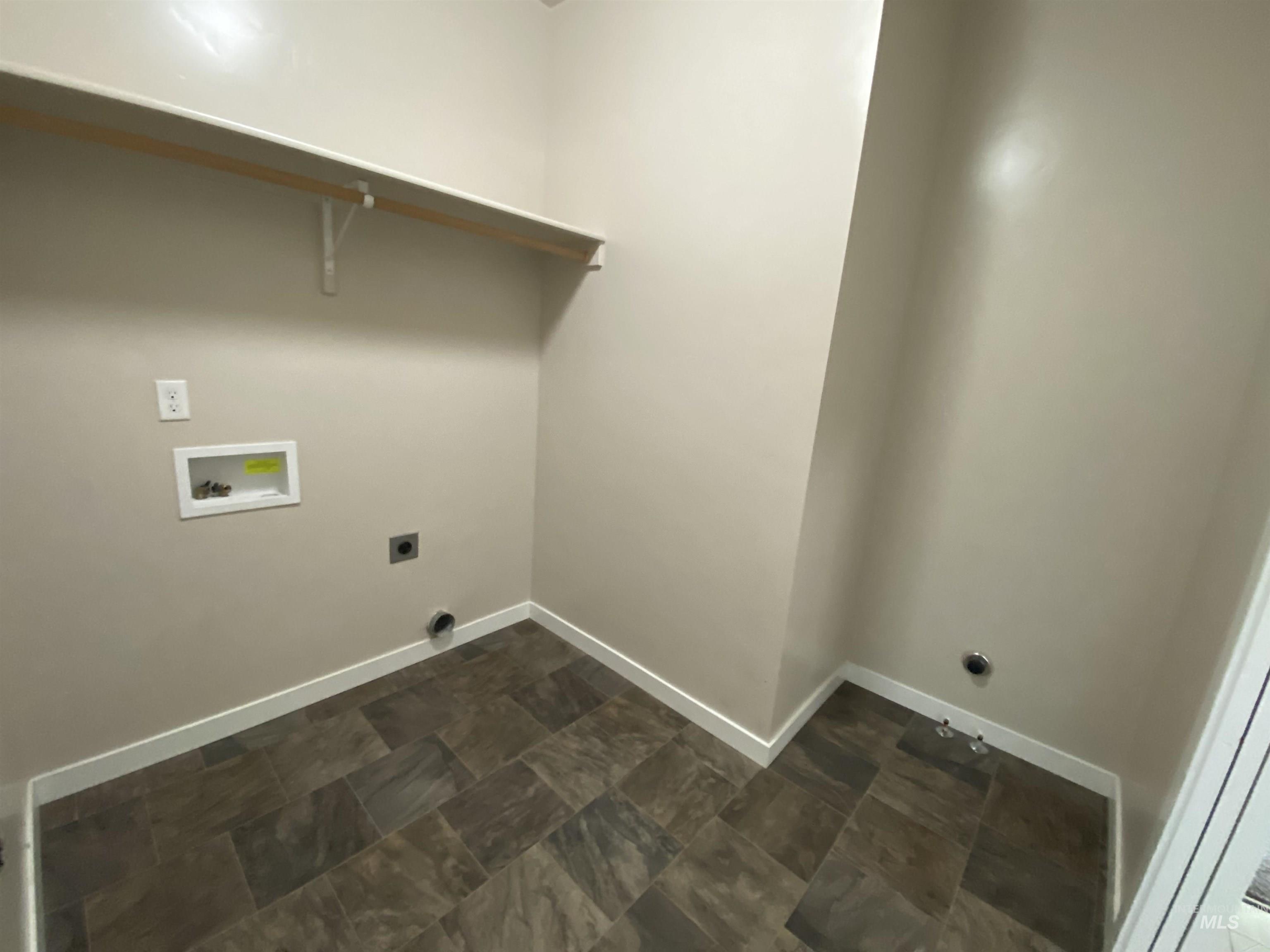 1756 N Hornback Ave Property Photo 35