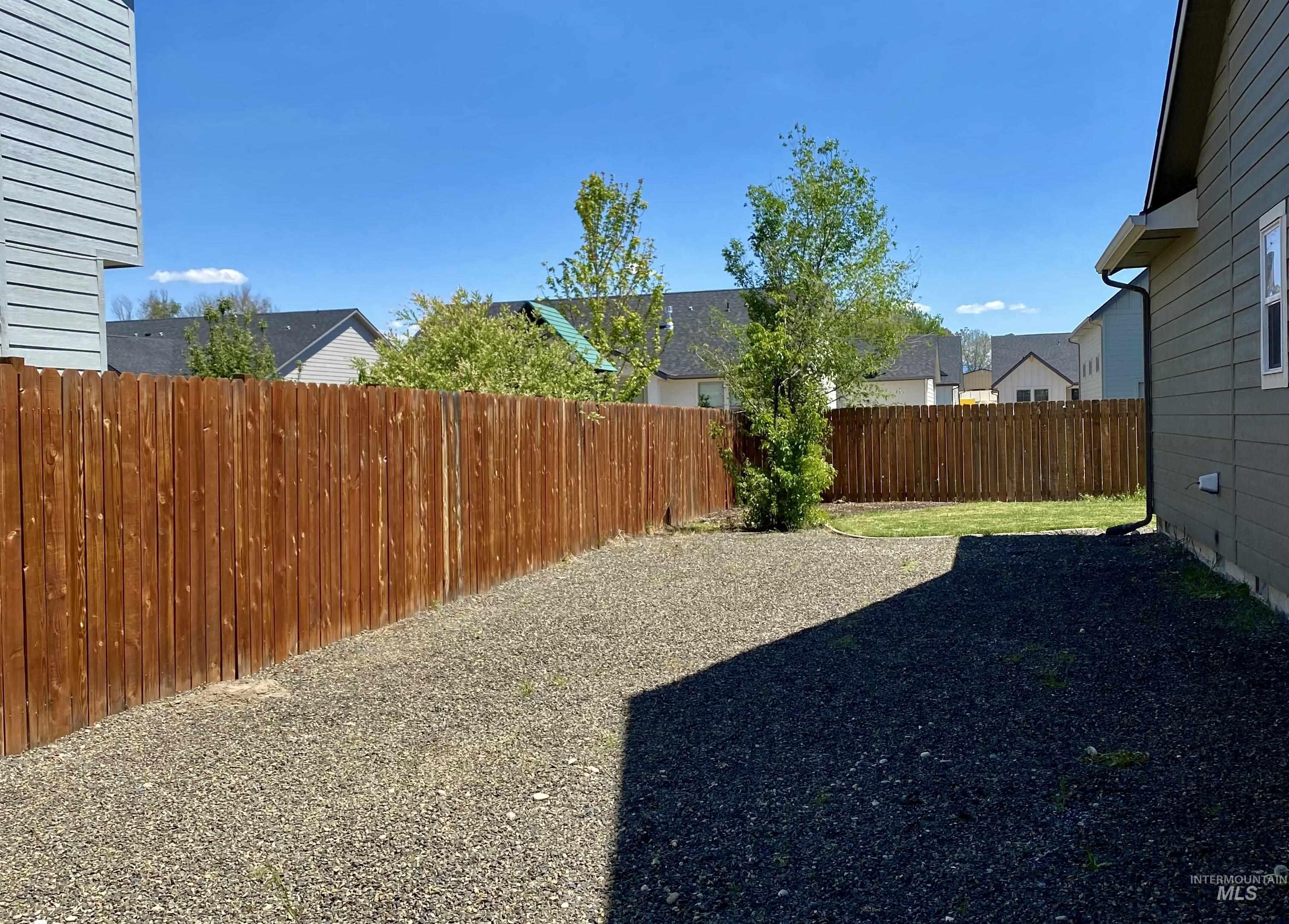 1756 N Hornback Ave Property Photo 42