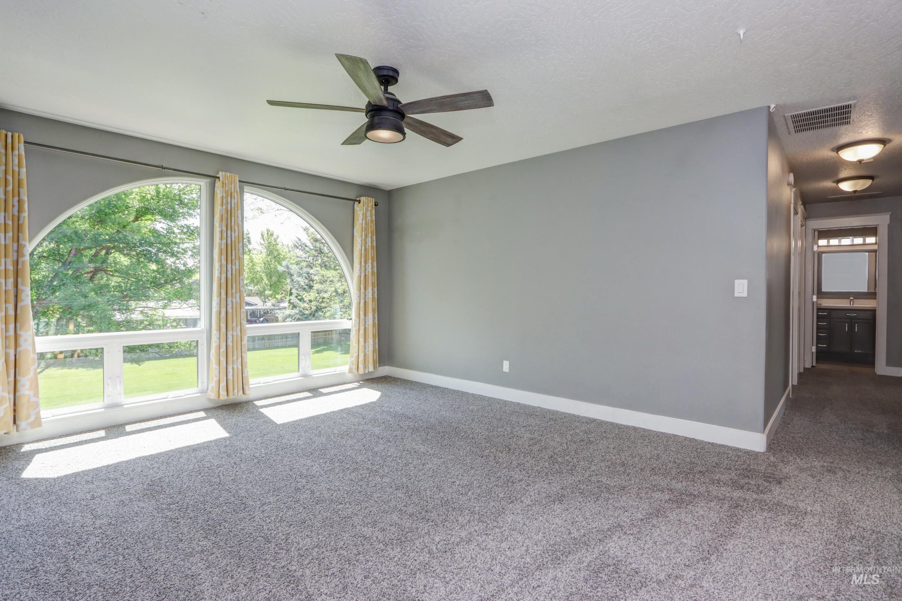 5546 N Citadel Way Property Photo 5