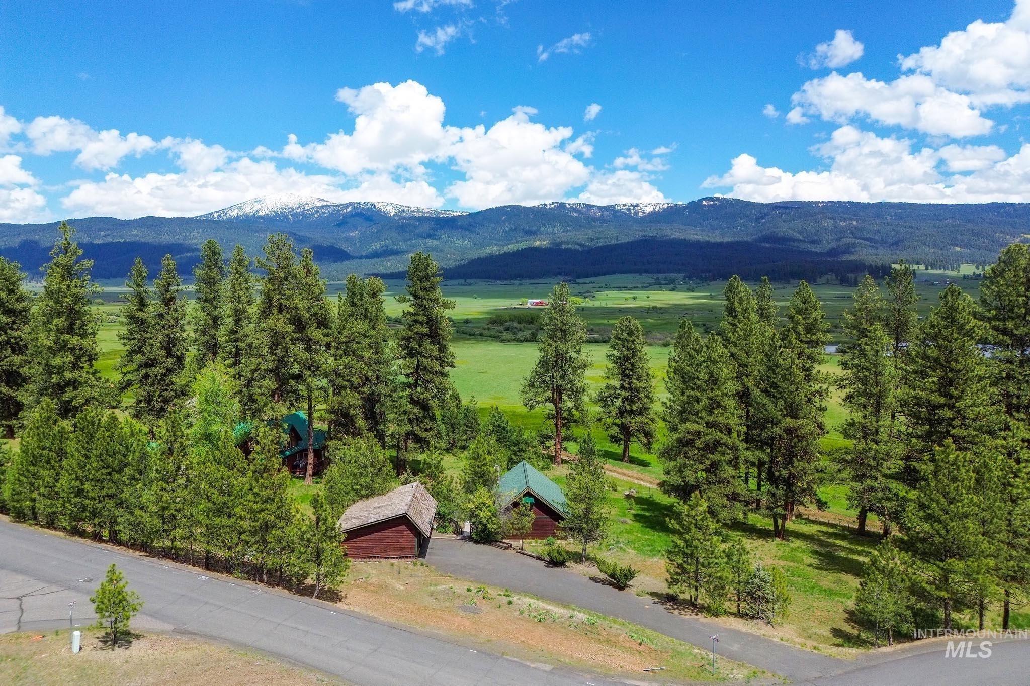 3000 45th Parallel Road Property Photo 5