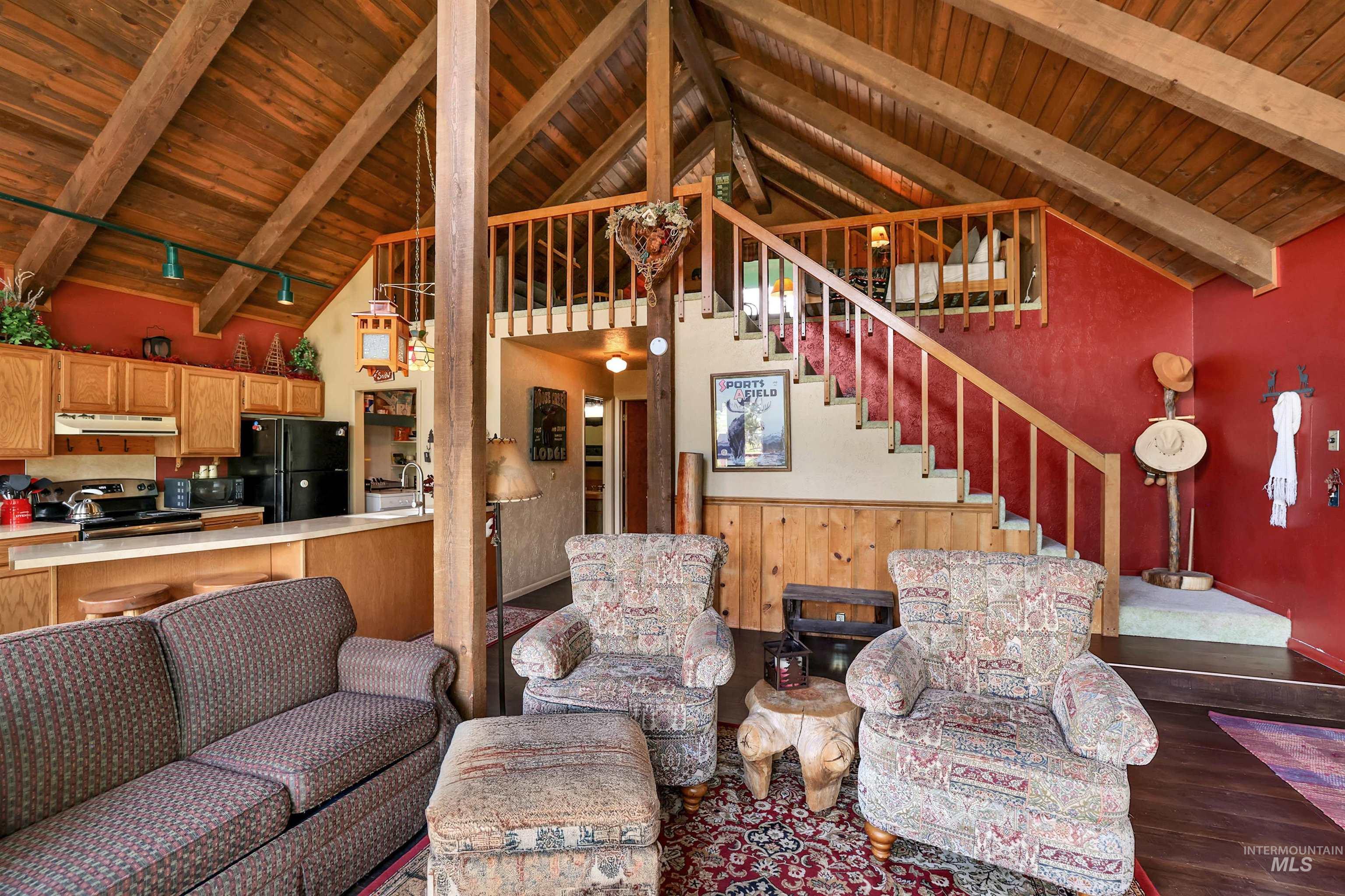 3000 45th Parallel Road Property Photo 11