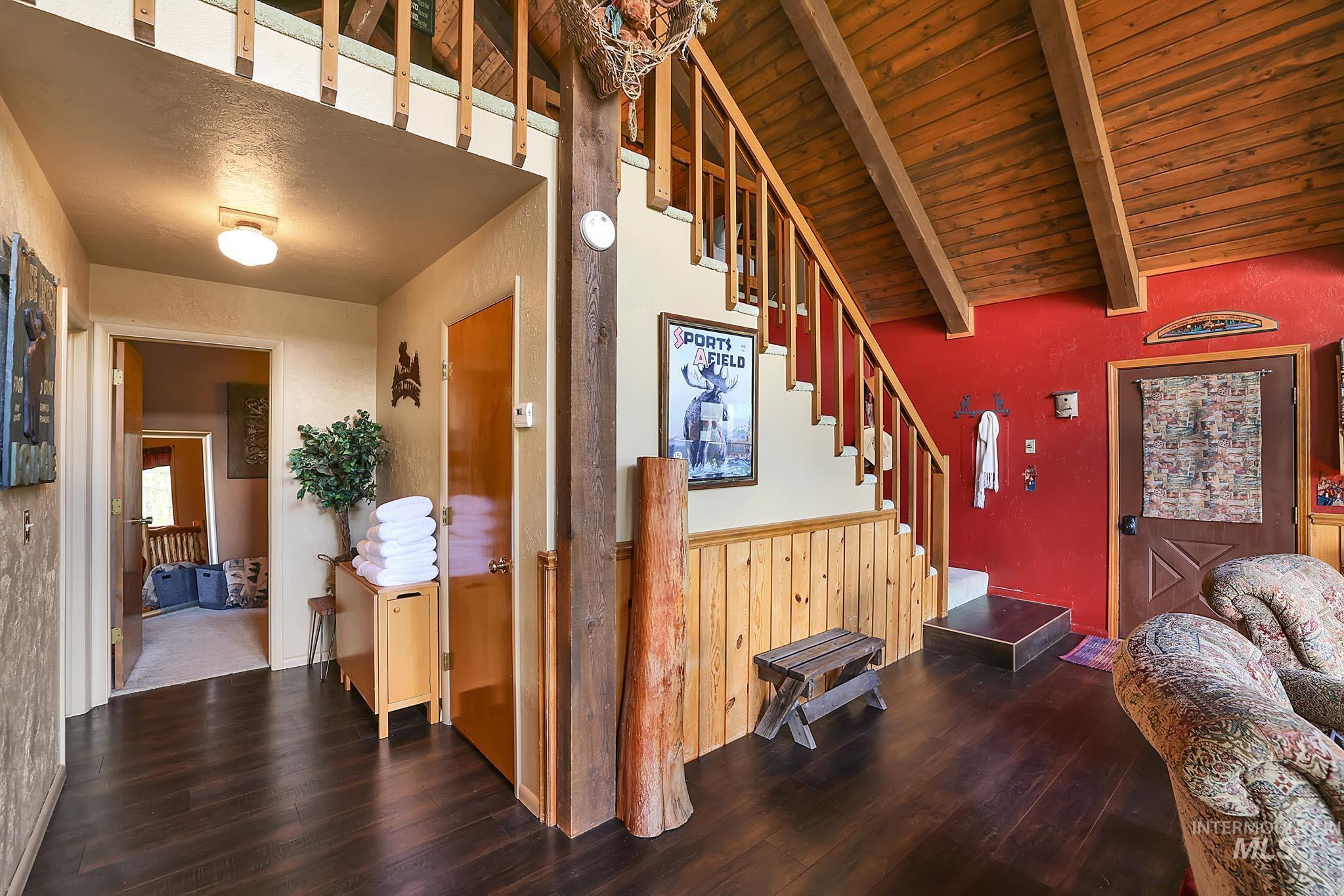 3000 45th Parallel Road Property Photo 16