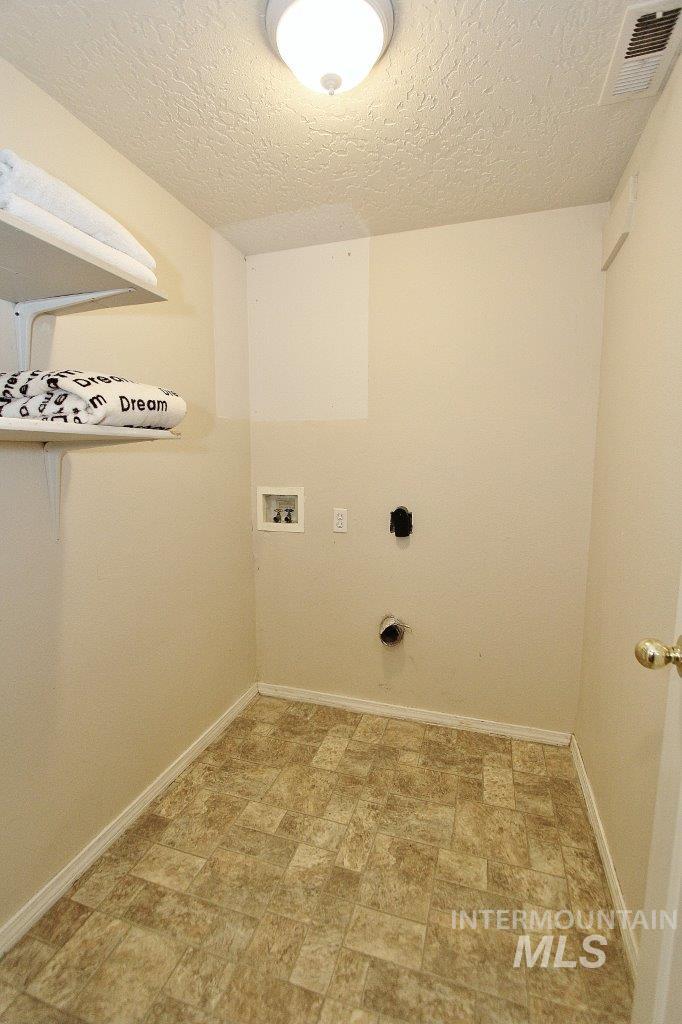 82 N Wedgwood Drive Property Photo 20