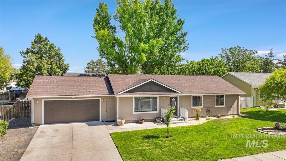 206 Diamond Drive Property Photo 1