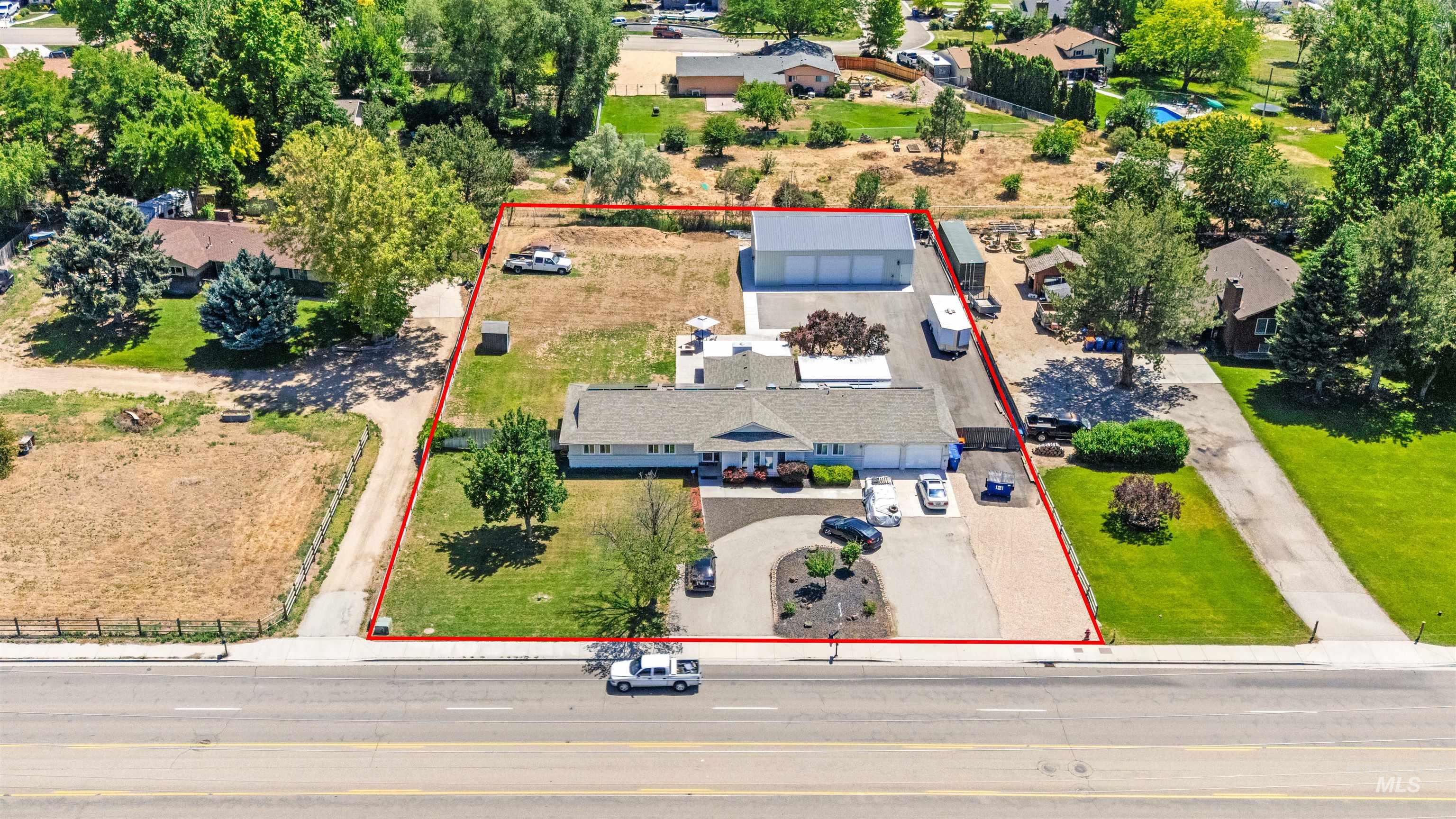 2119 E Franklin Property Photo 42