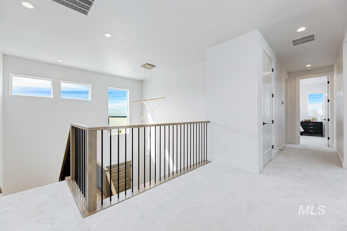 2528 S Linnet Place Property Photo 20
