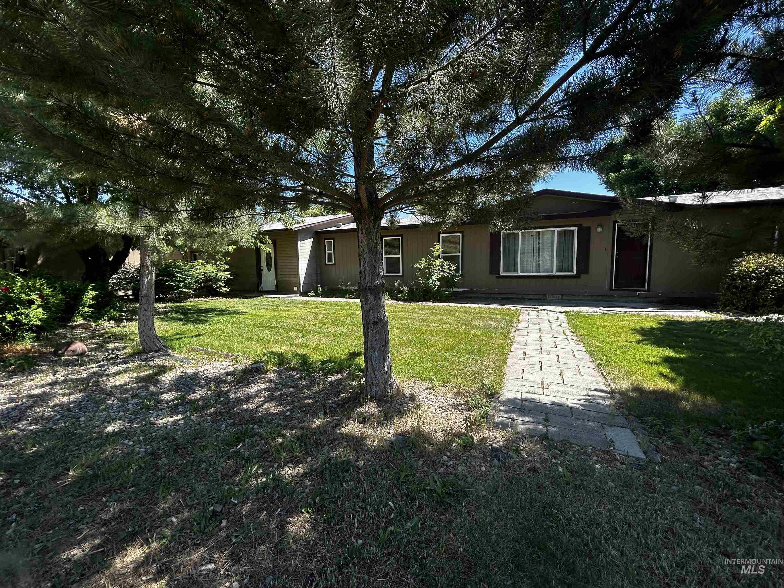53 Johnnie Lane Property Photo 1