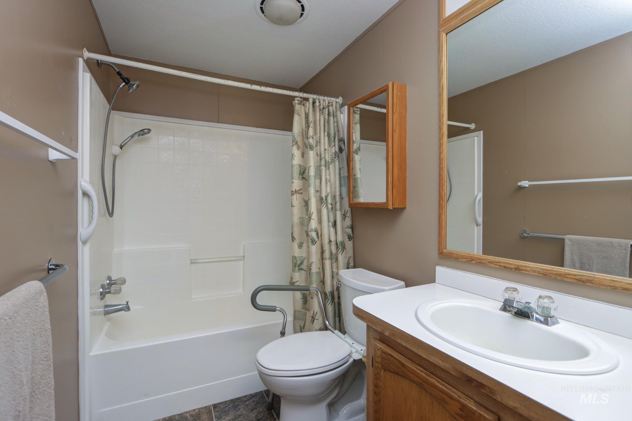 53 Johnnie Lane Property Photo 14