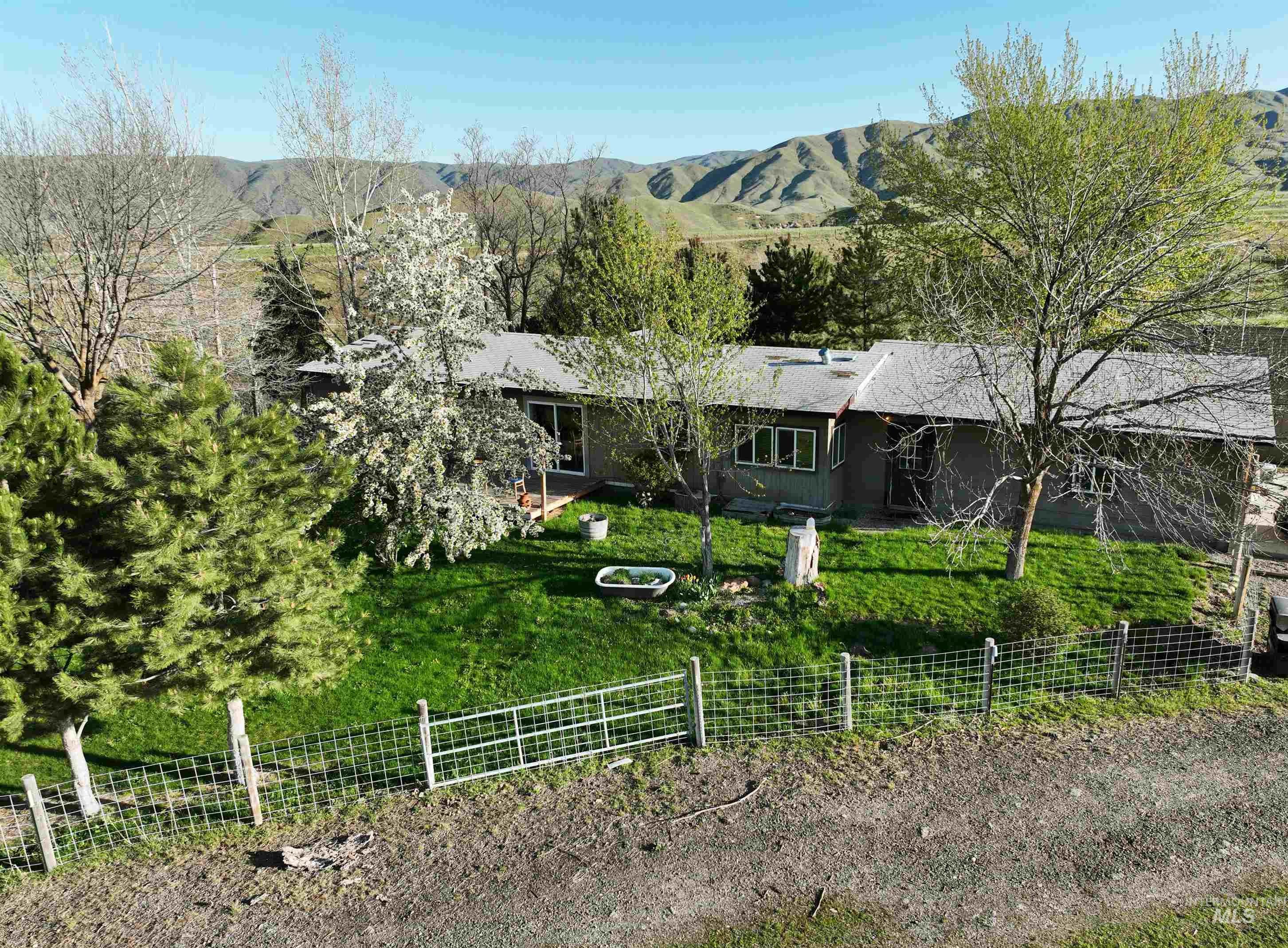 53 Johnnie Lane Property Photo 24
