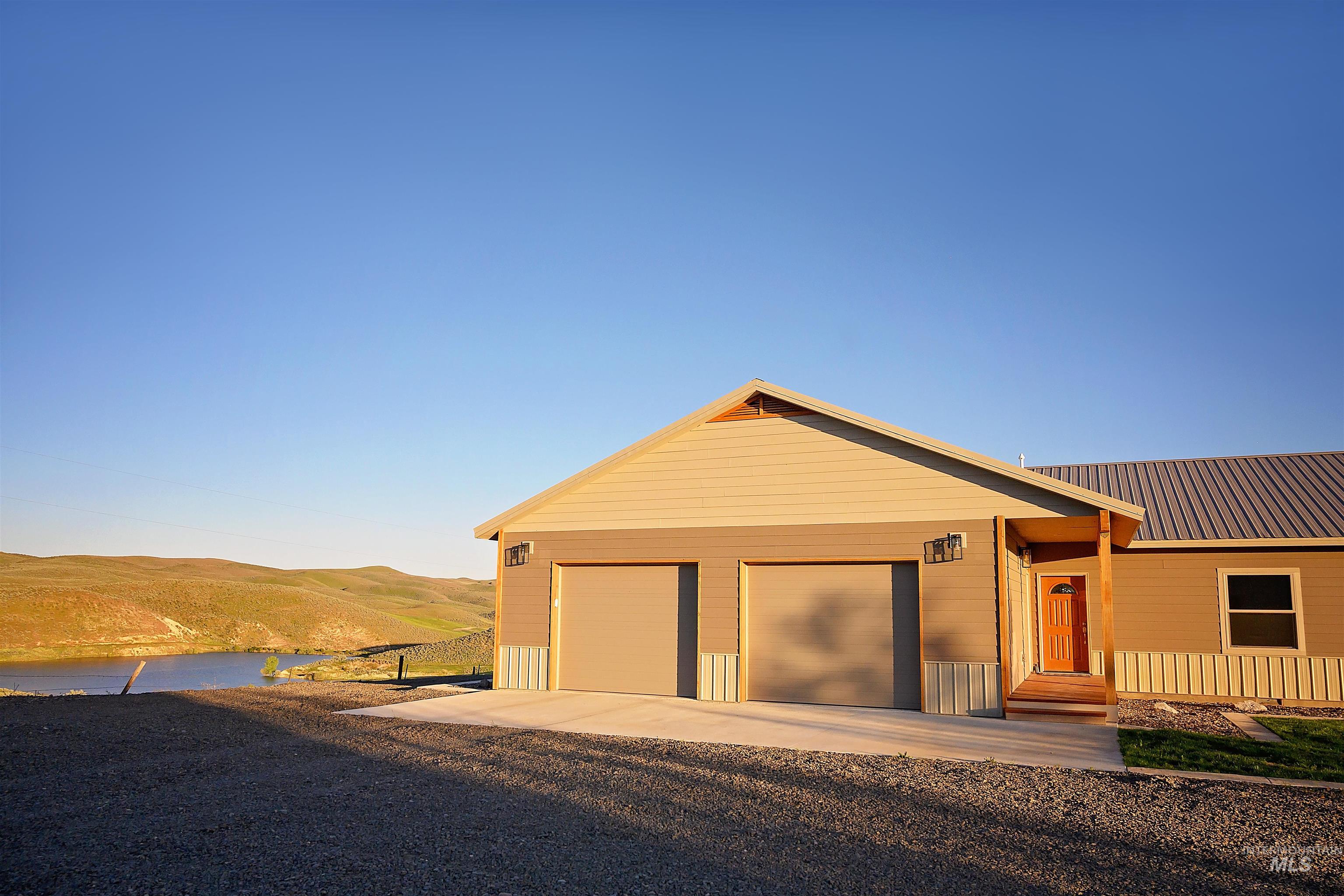 1190 Devils Elbow Road Property Photo 1