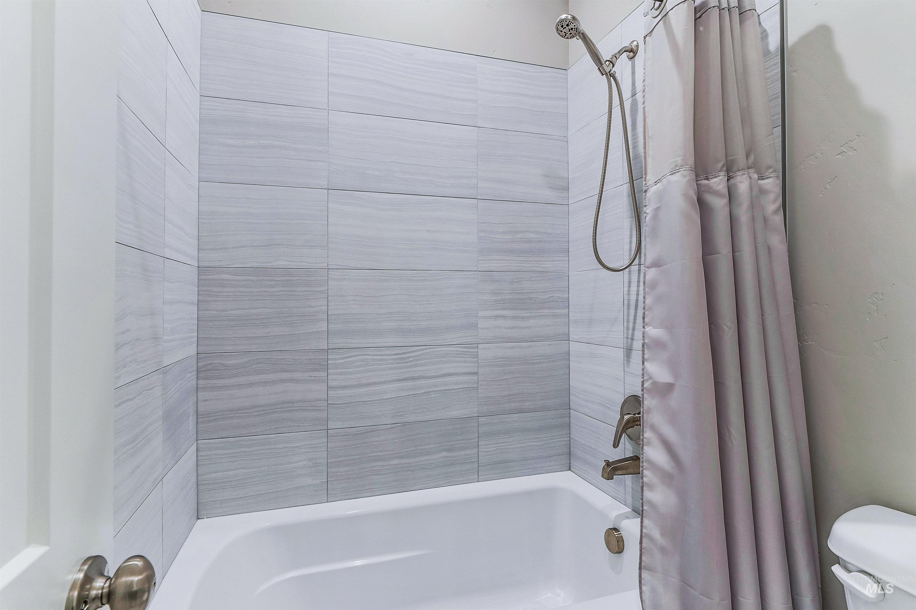 18160 N Begonia Way Property Photo 24