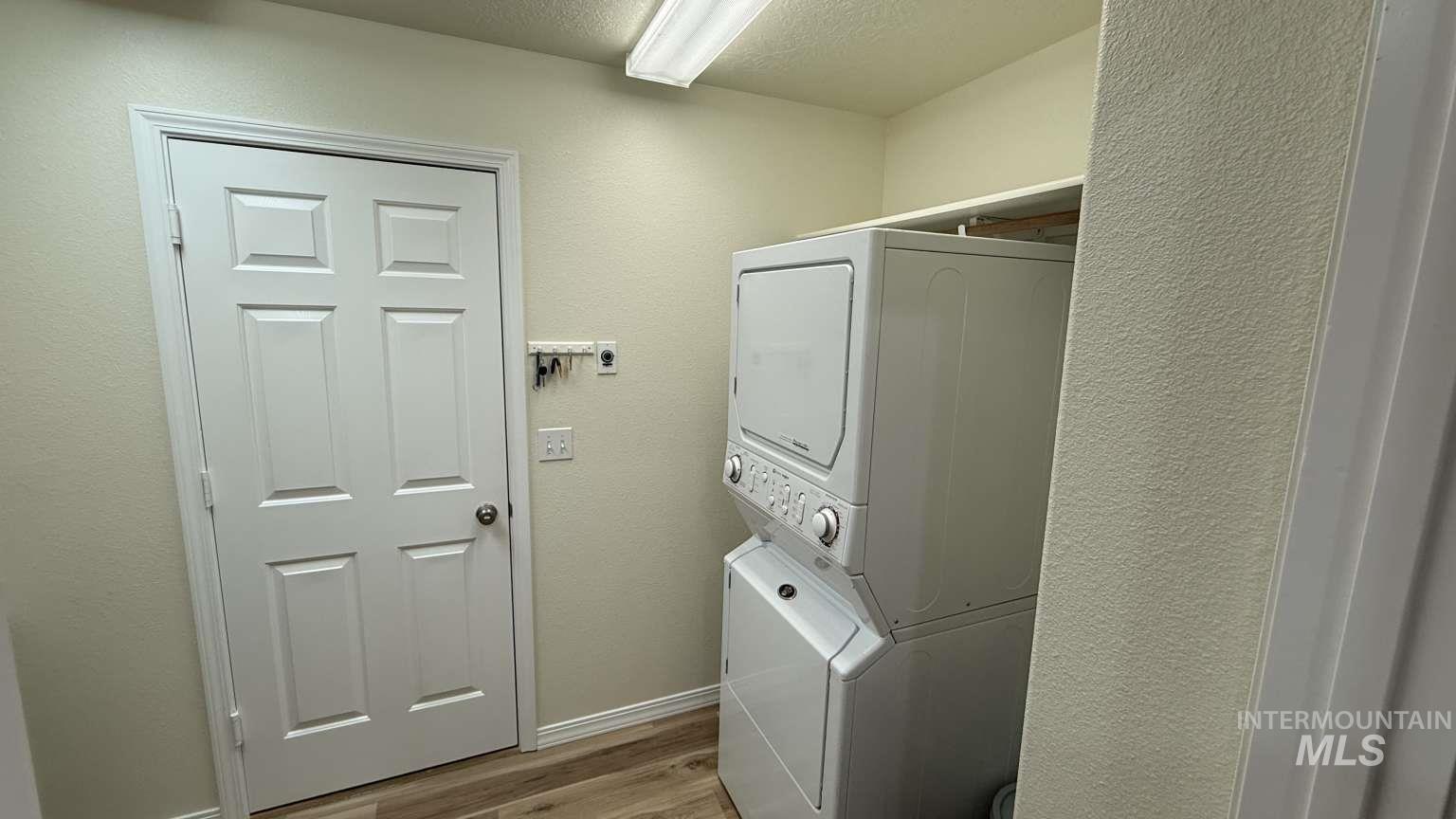 8053 N Duncan Ln Property Photo 12
