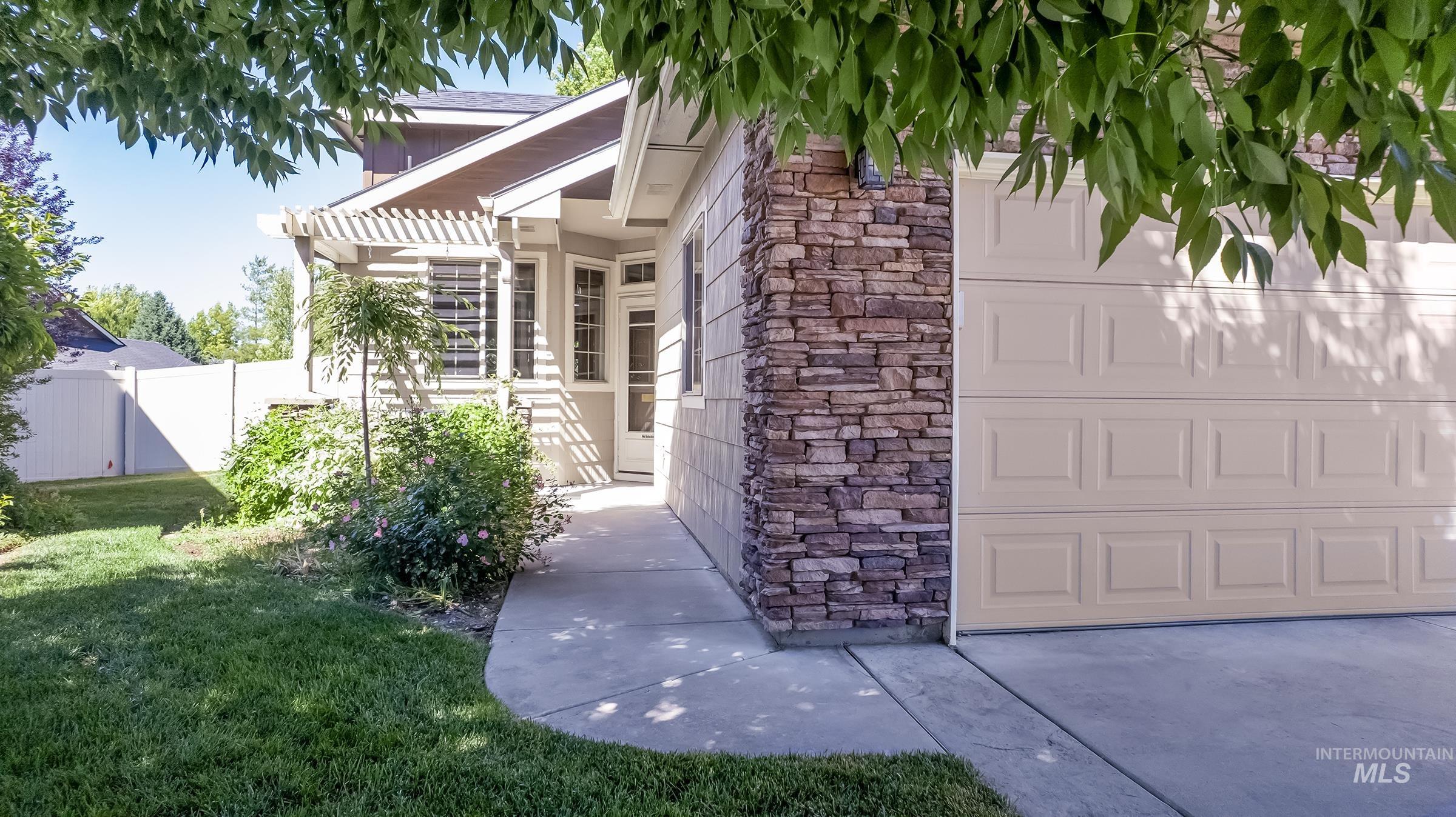 2264 S Blackspur Way Property Photo 1