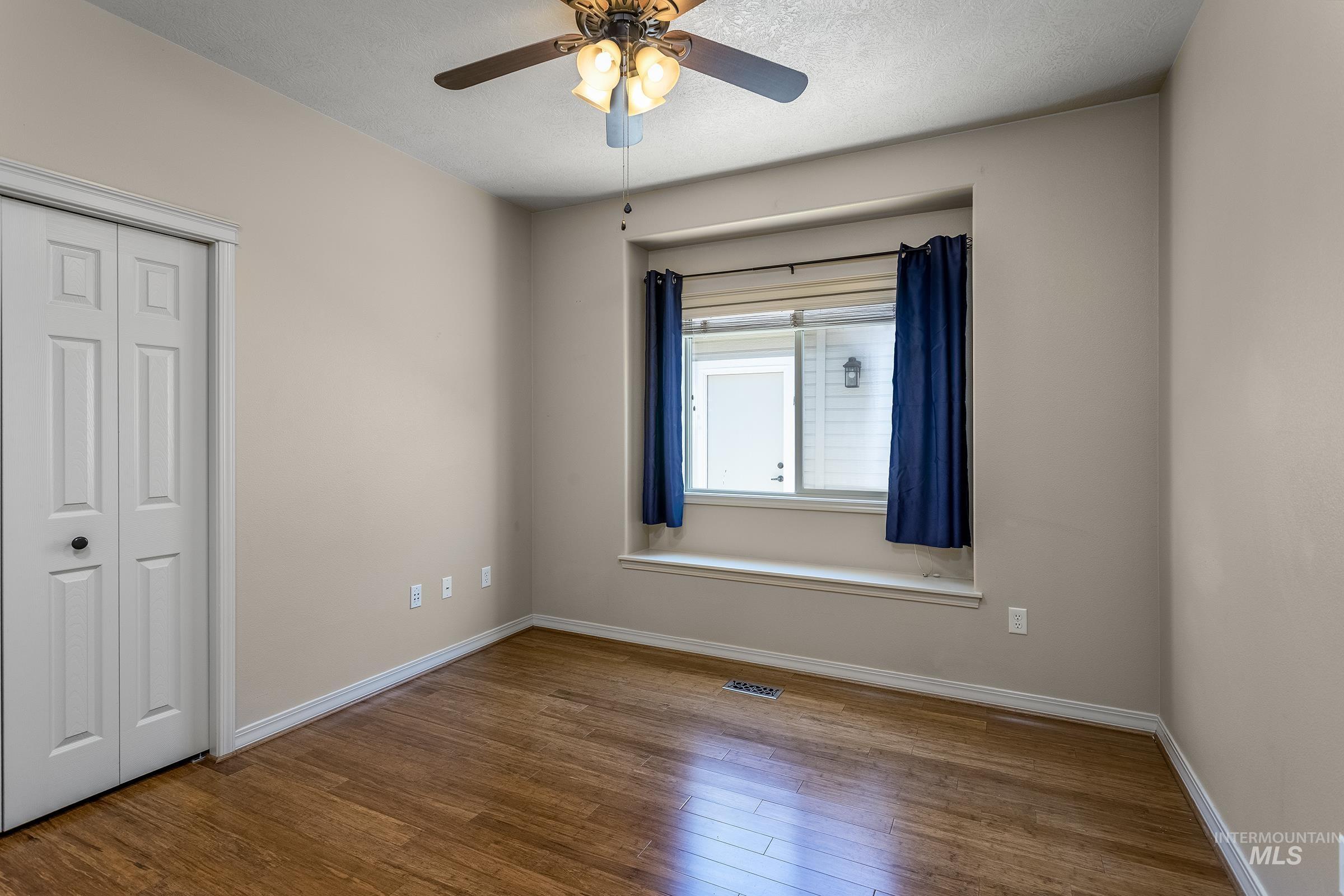 2264 S Blackspur Way Property Photo 4