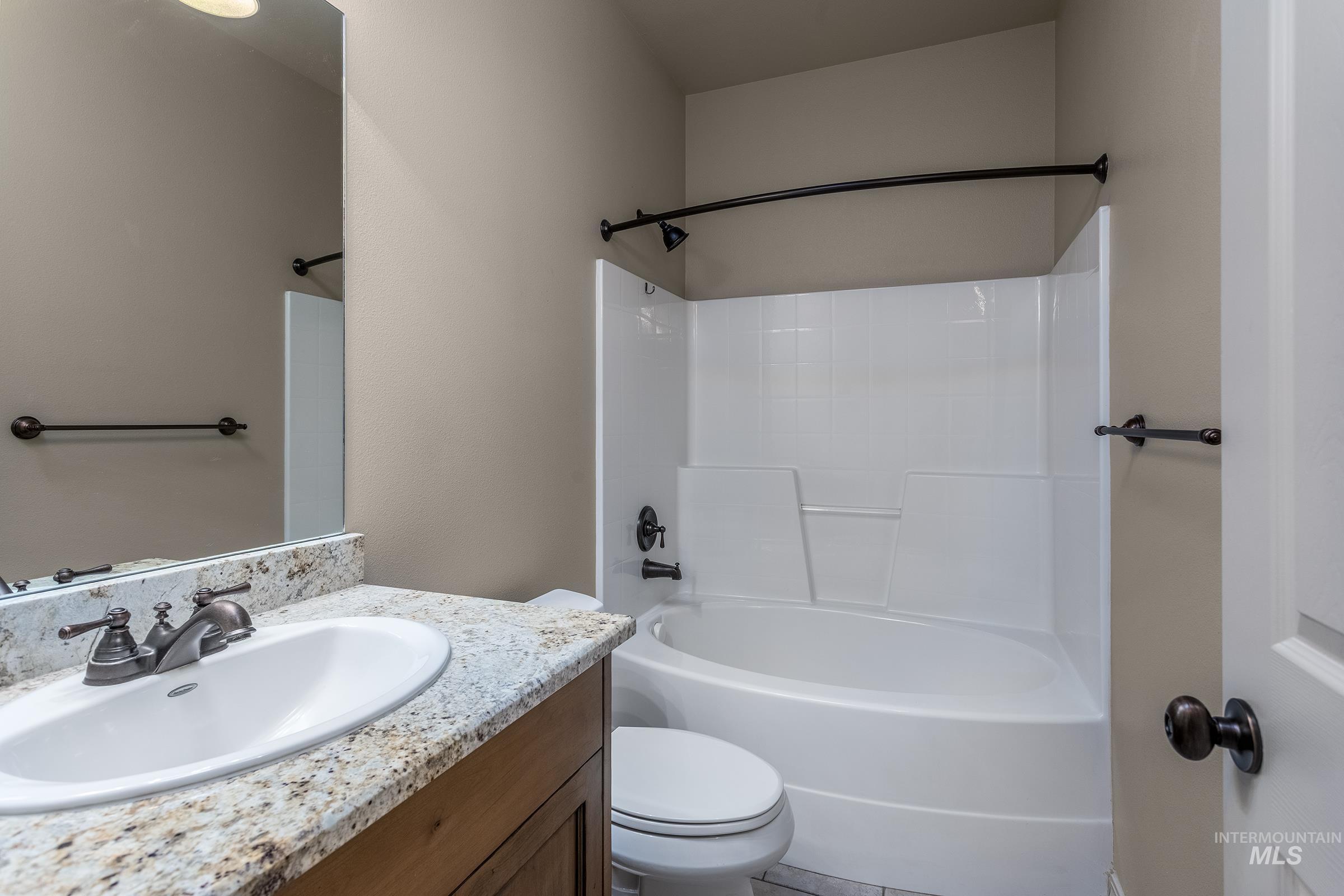 2264 S Blackspur Way Property Photo 5