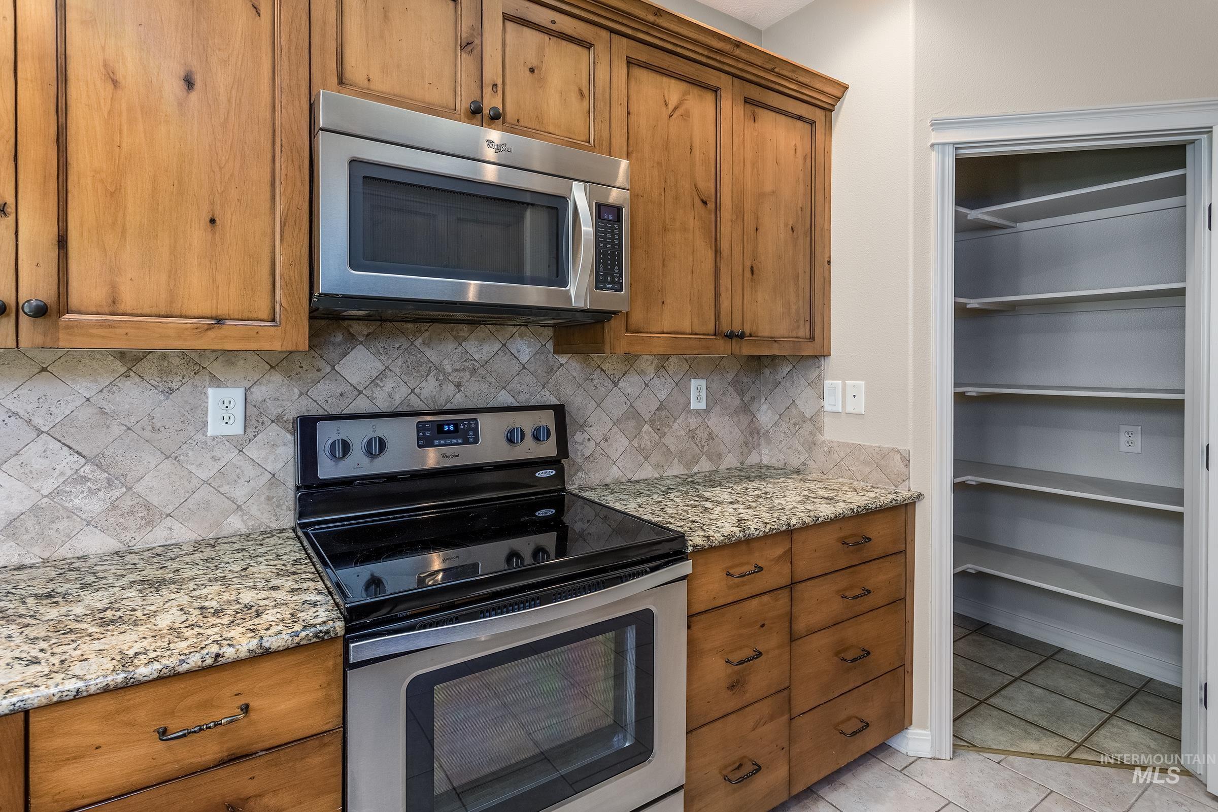 2264 S Blackspur Way Property Photo 8