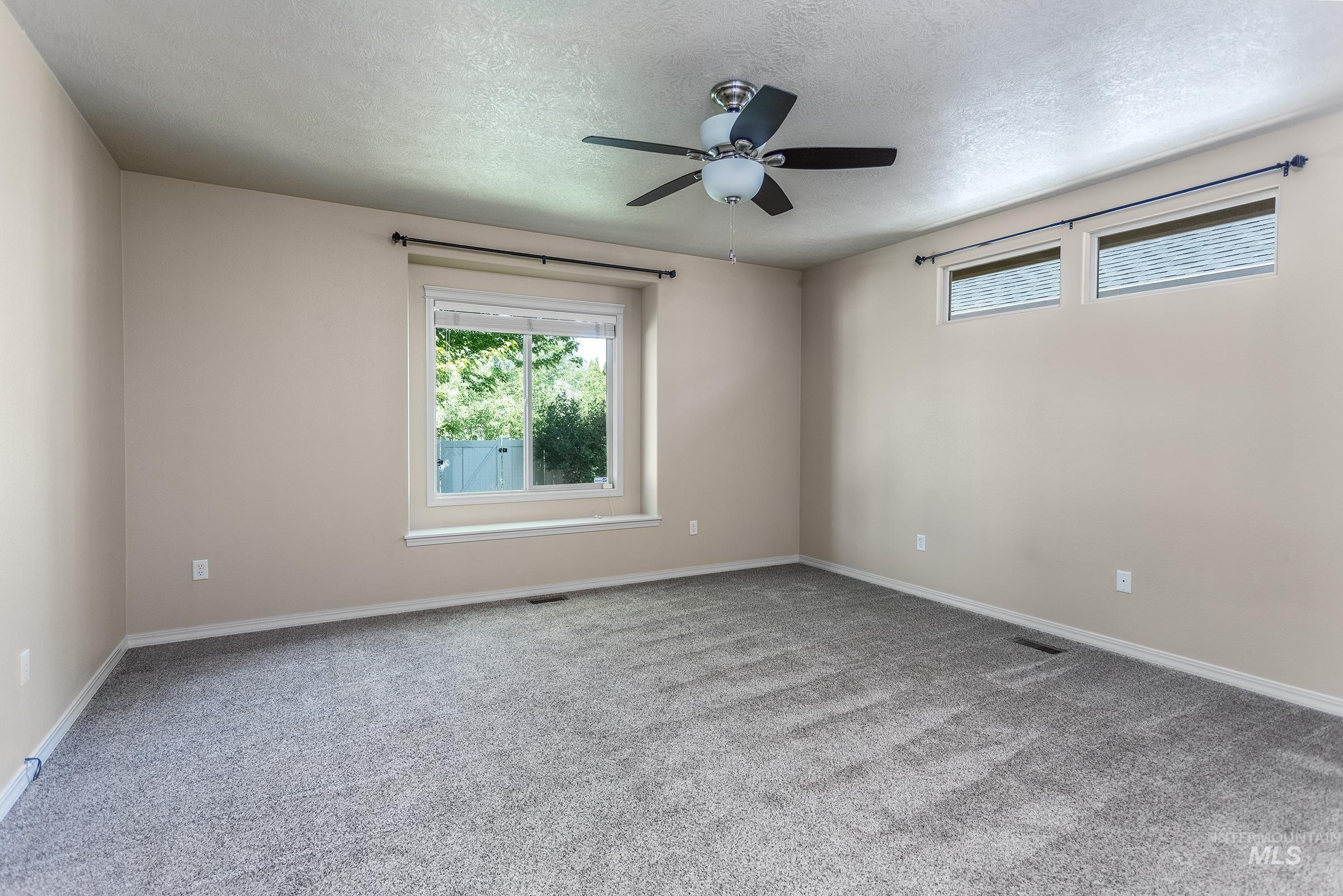 2264 S Blackspur Way Property Photo 12