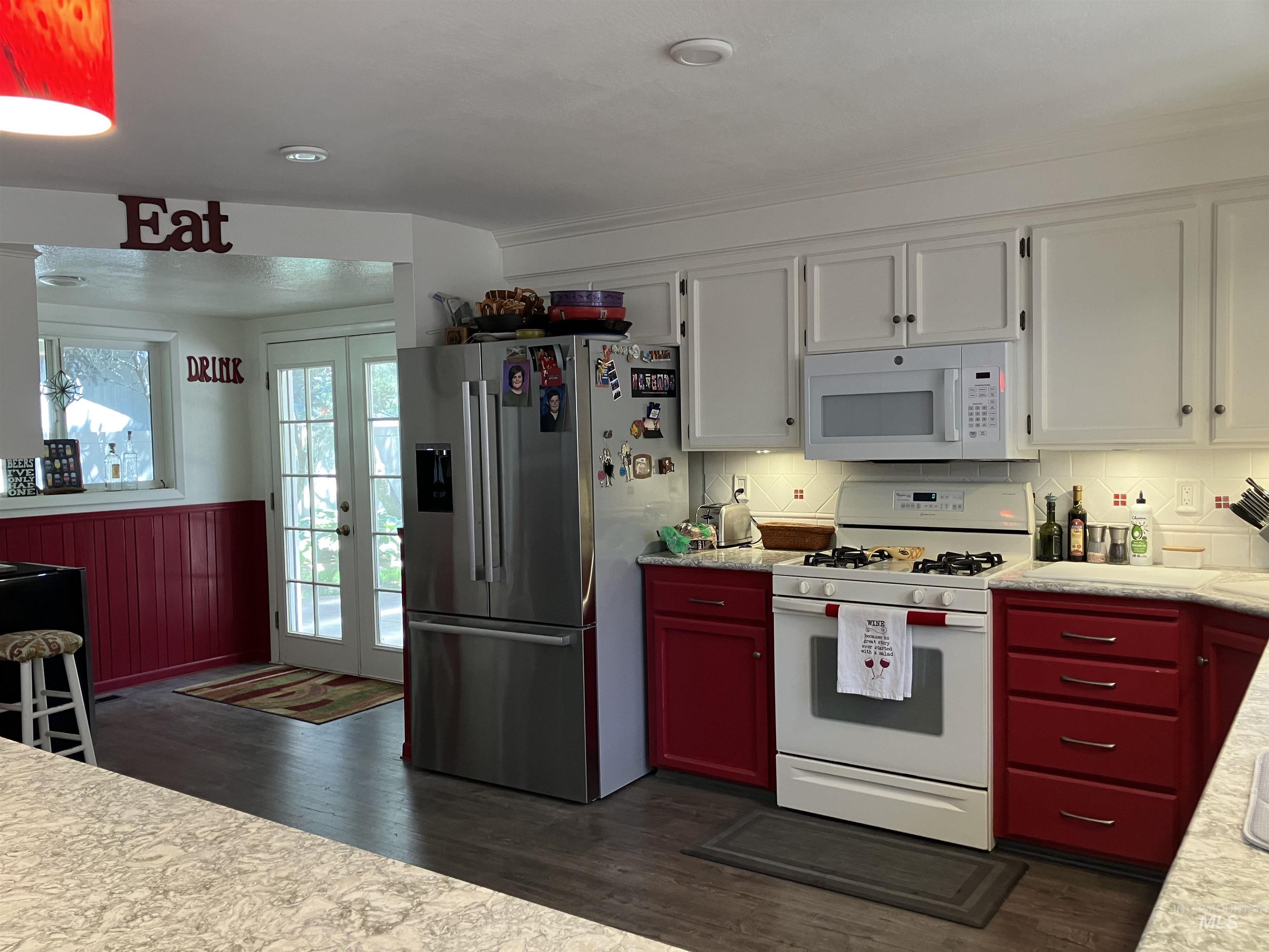 15592 Longhorn Dr. Property Photo 12