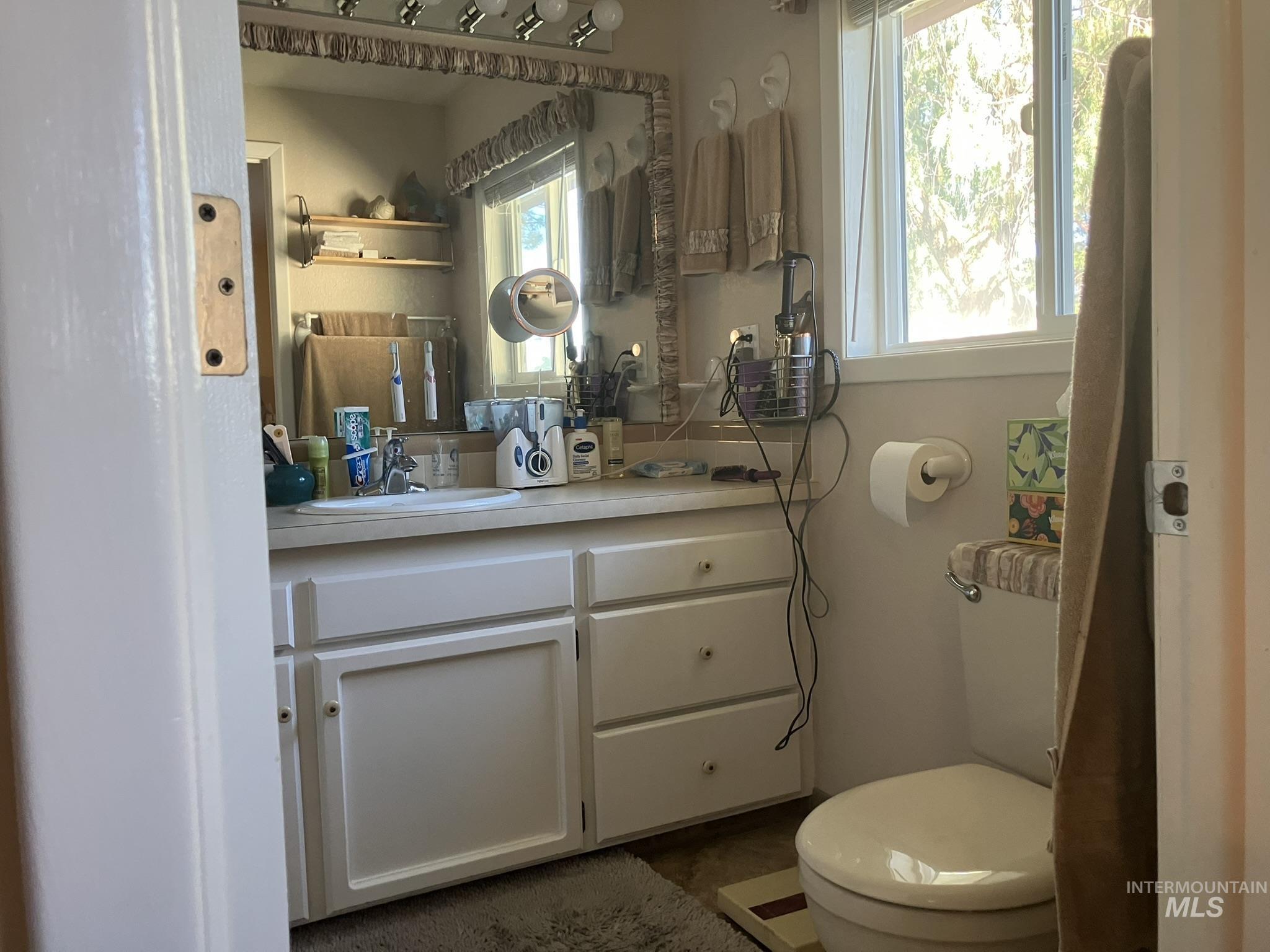 15592 Longhorn Dr. Property Photo 24