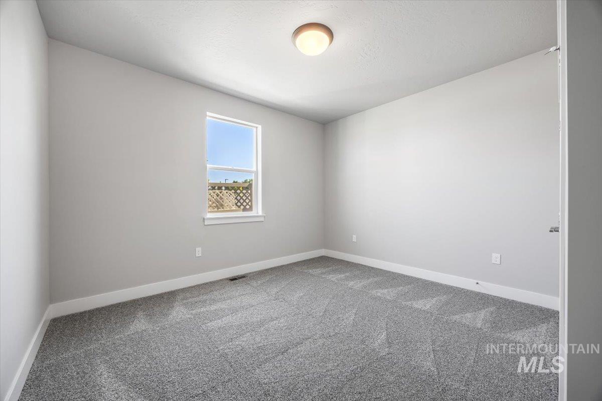 414 S Rumney Ave Property Photo 8