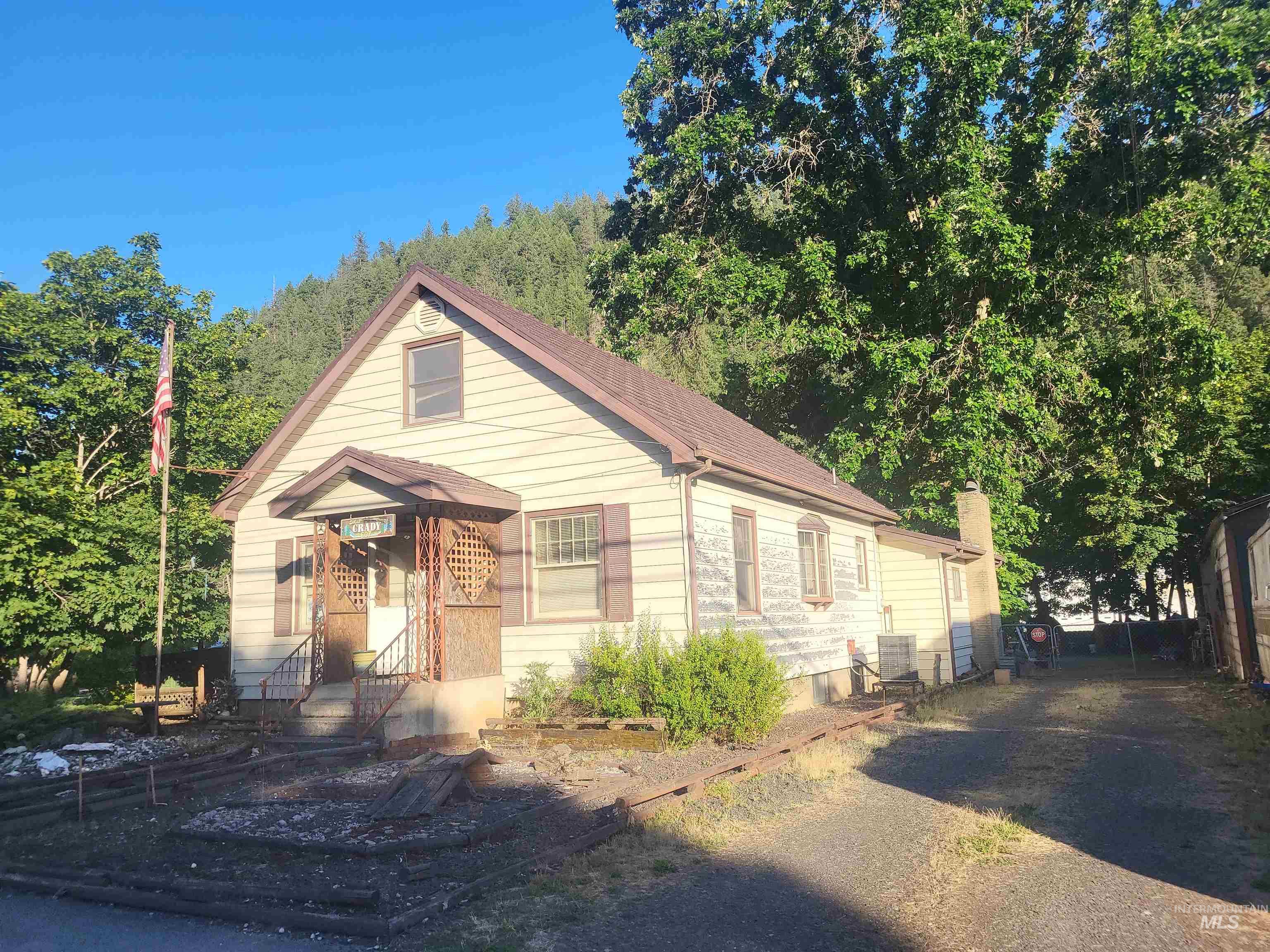 607 Michigan Avenue Property Photo 1