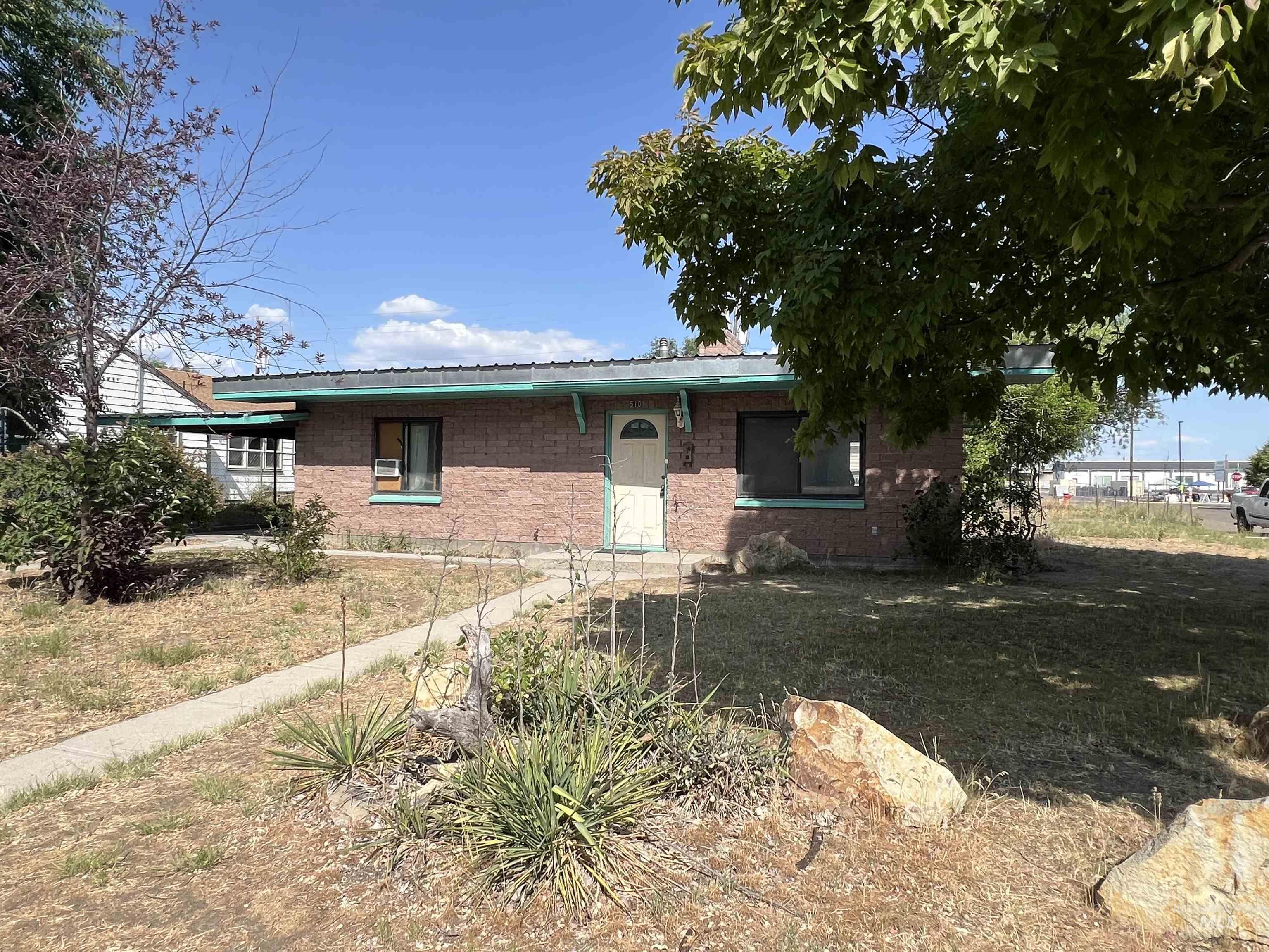 510 NW 1st St