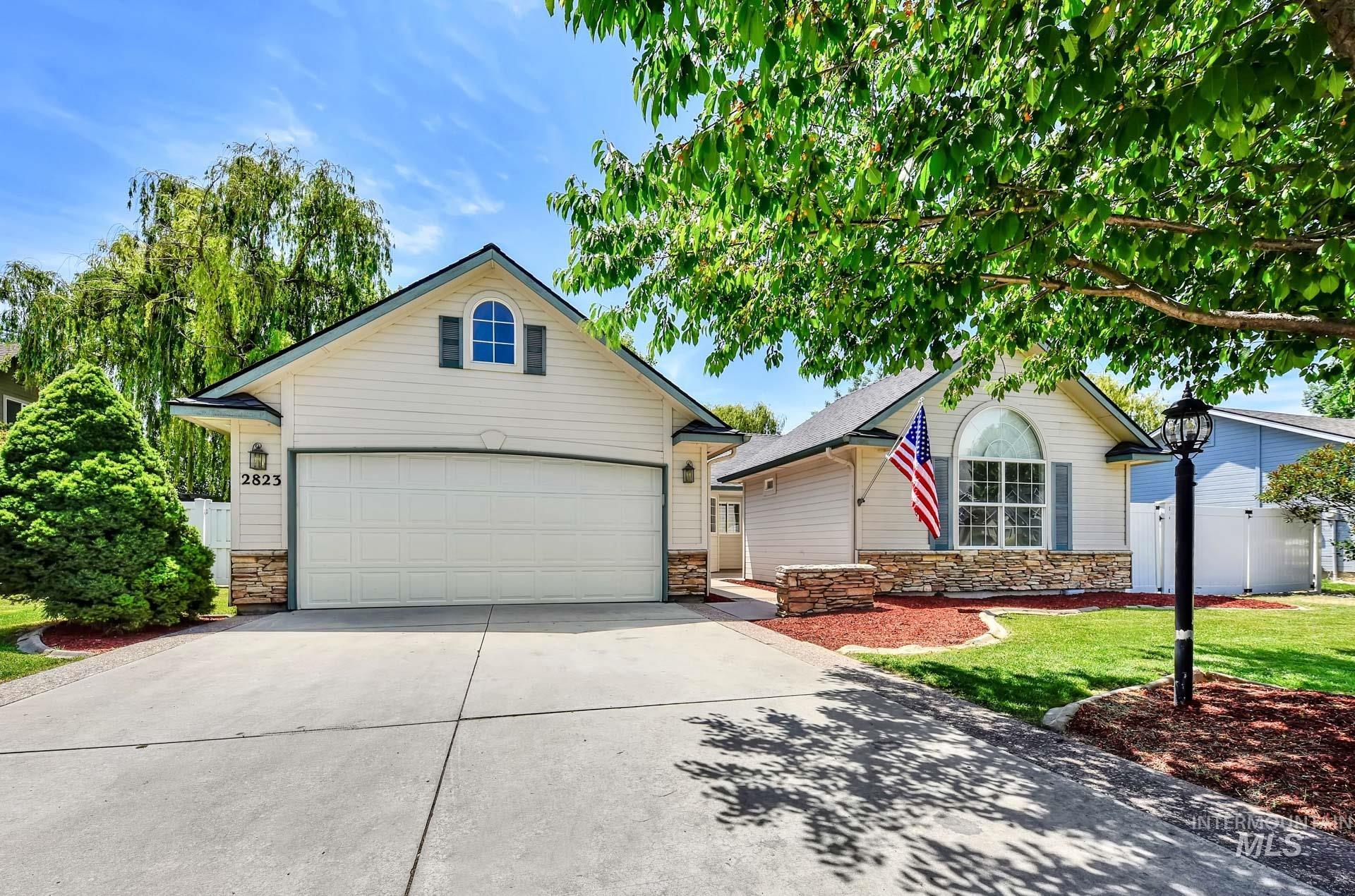2823 E Maryland Ave.