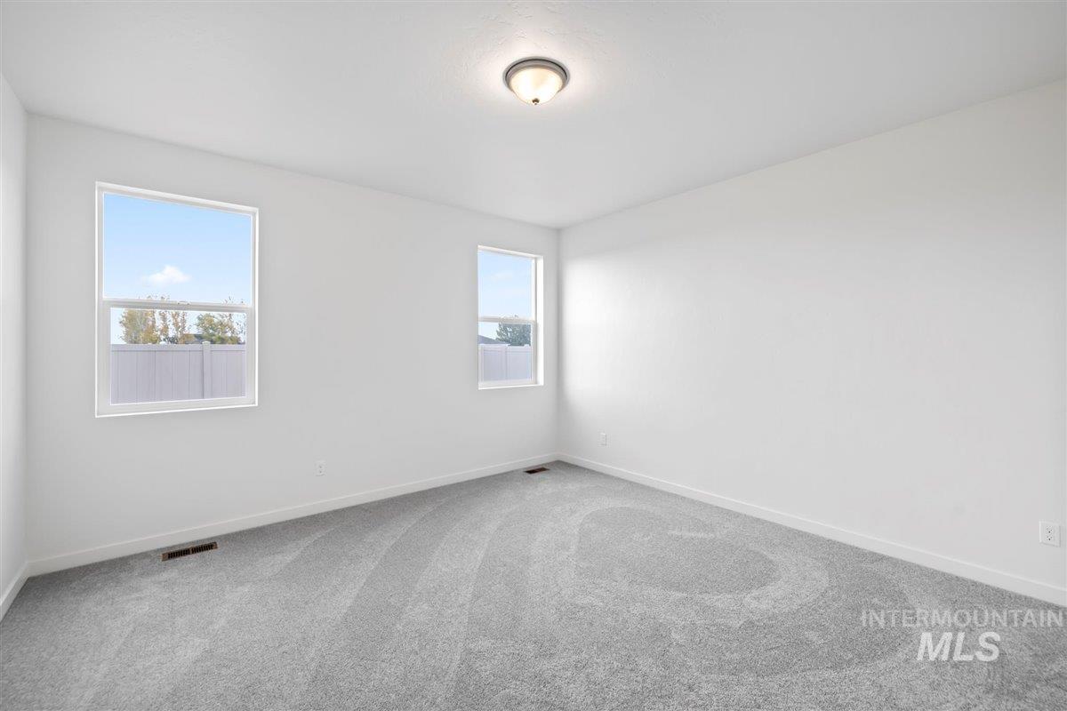 11308 Overhang St Property Photo 16