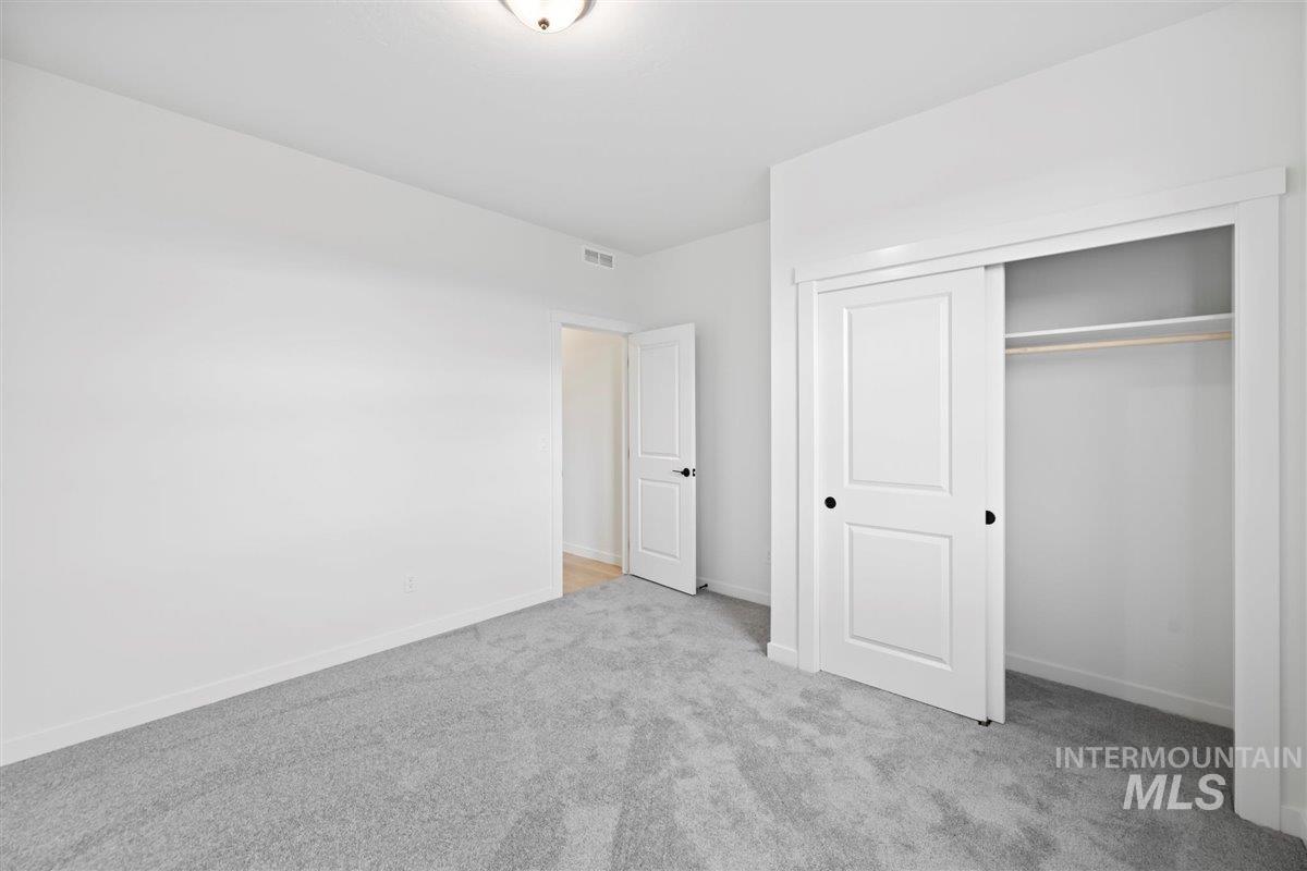 11308 Overhang St Property Photo 32