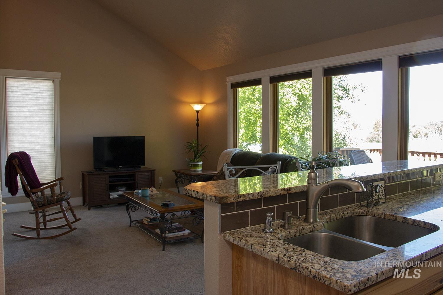 2722 Pascoe Ln Property Photo 11