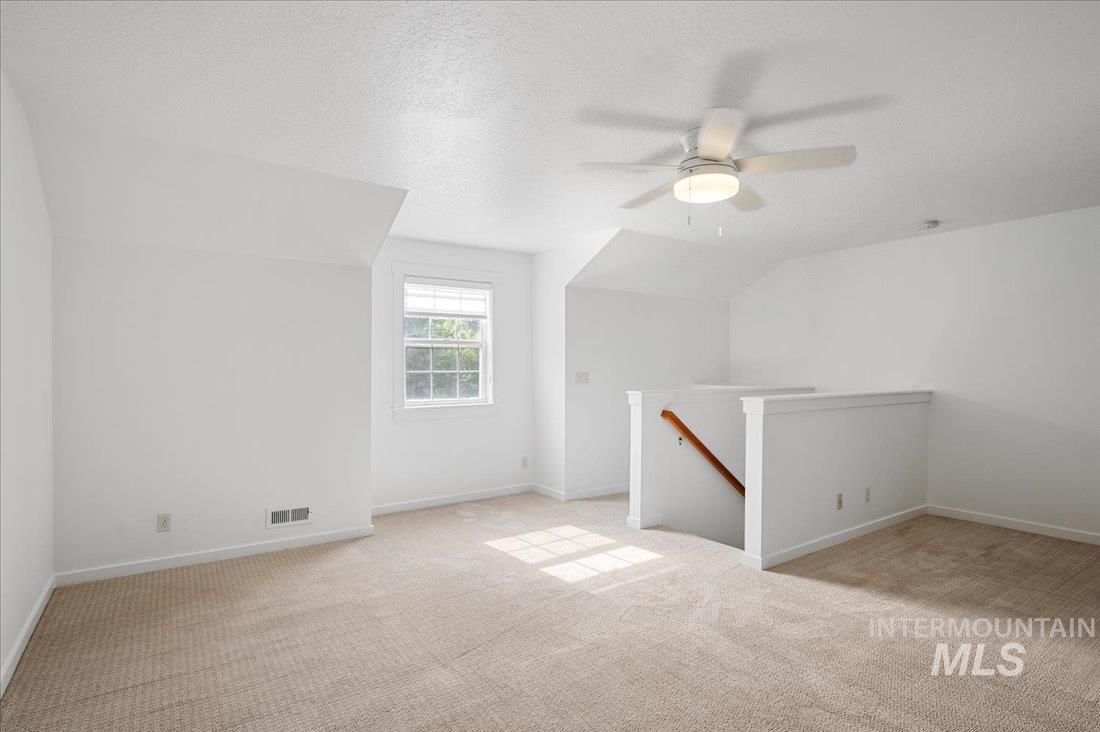 66 W Colchester Drive Property Photo 20