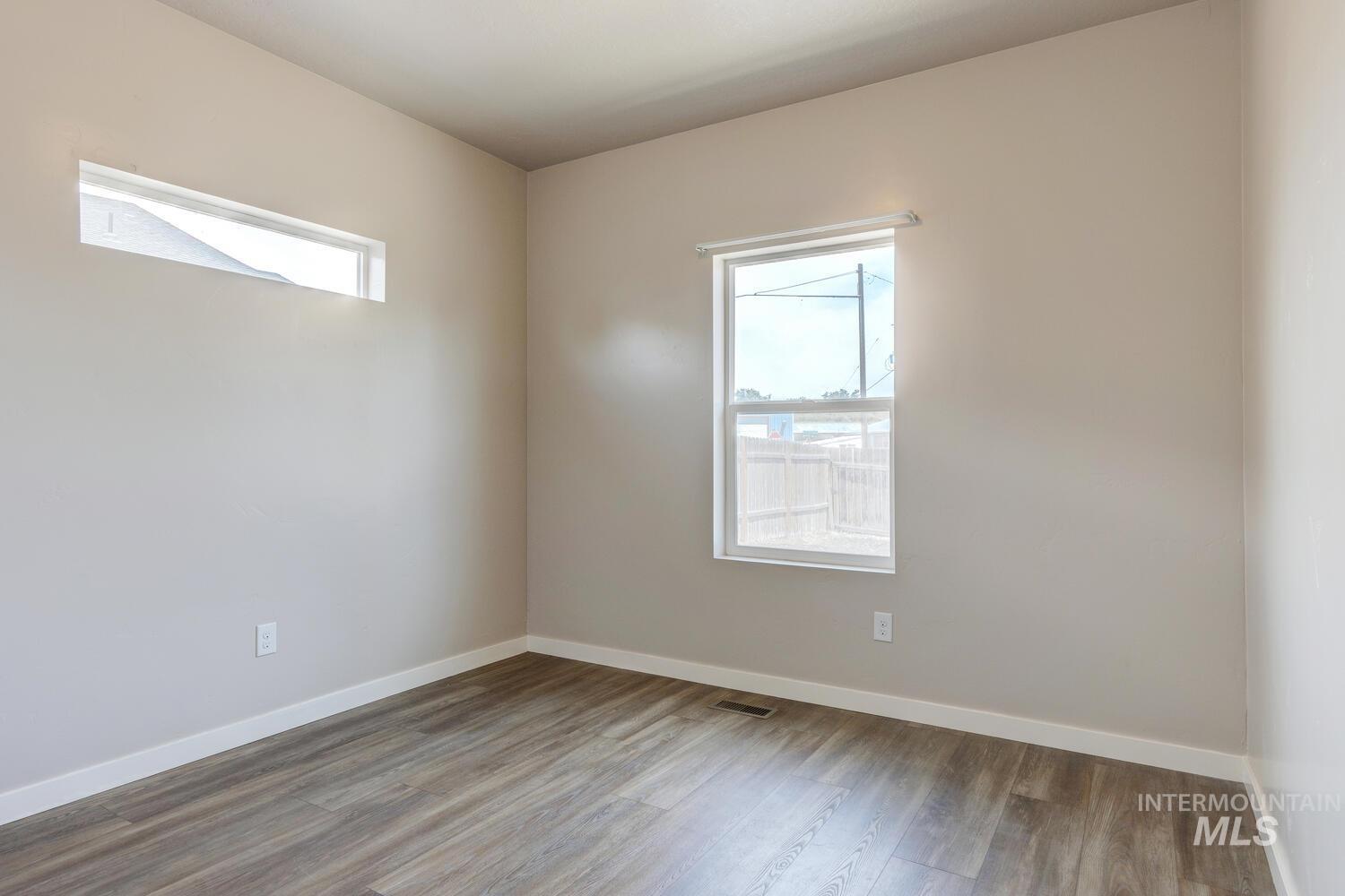 213 Union Pacific Property Photo 23