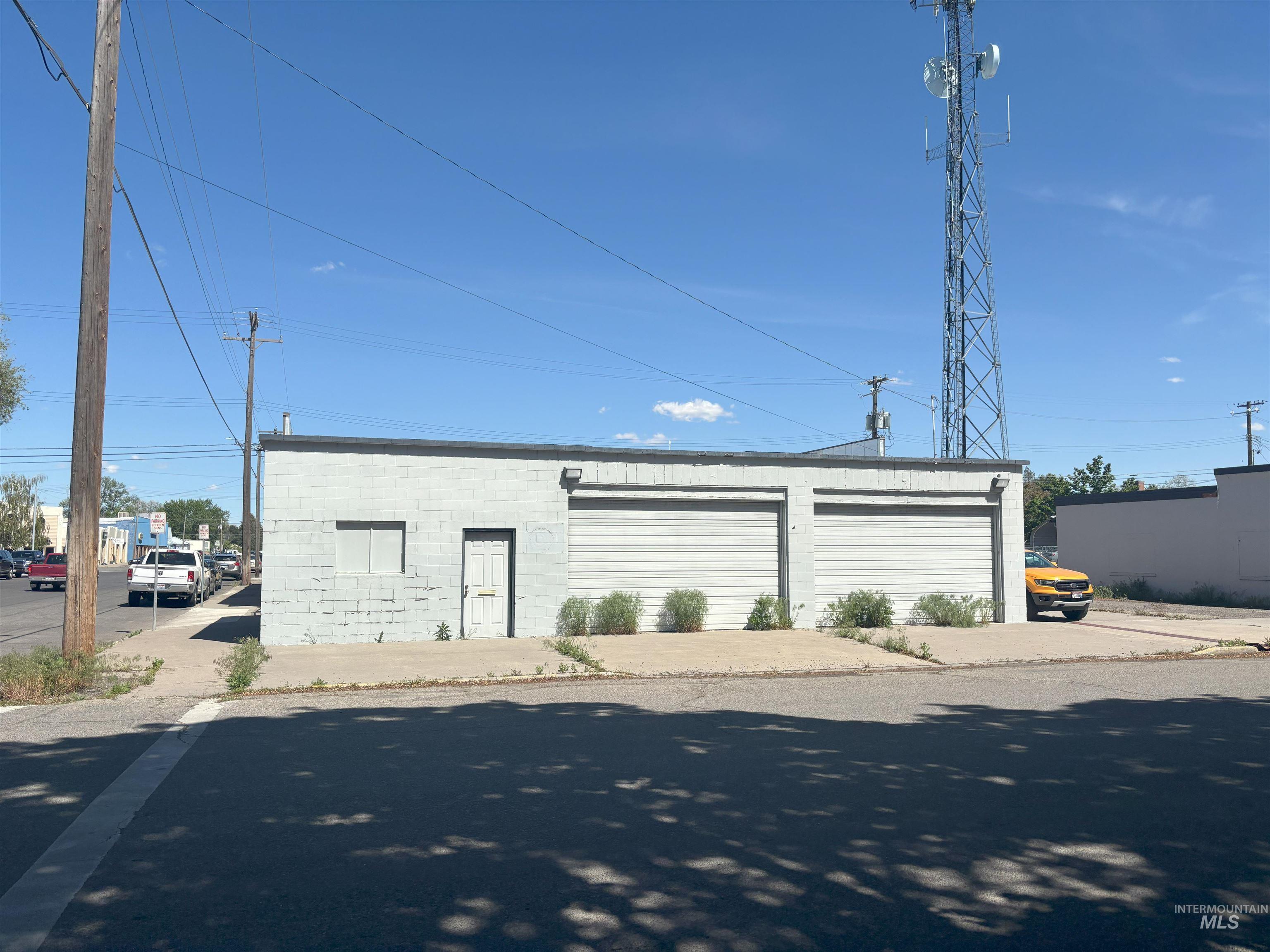 402 Idaho Street Property Photo 1