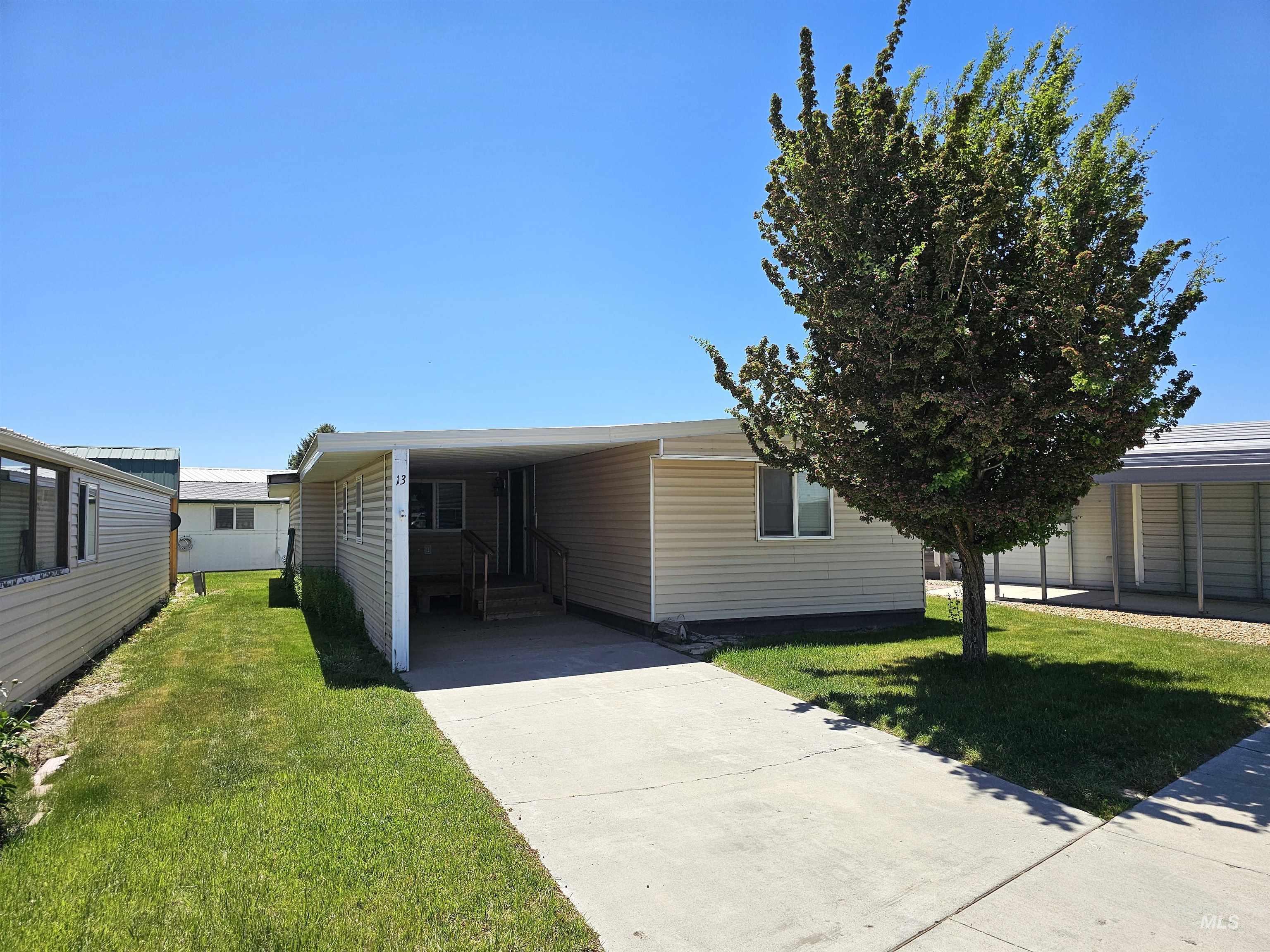 1414 Parke View Property Photo 1
