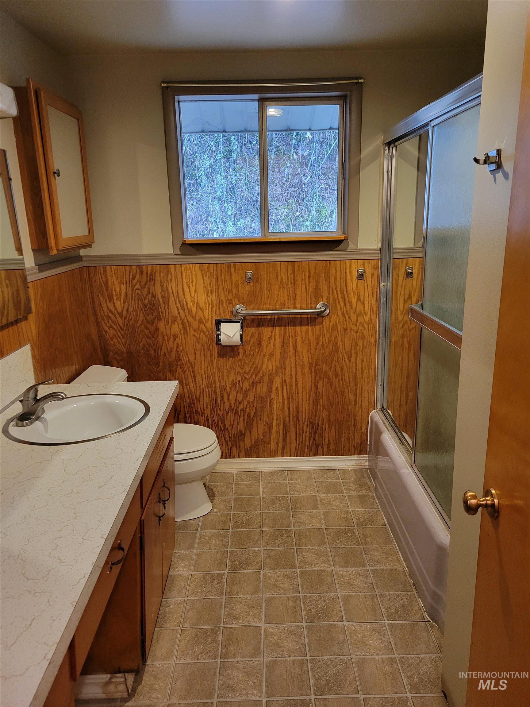 46582 Highway 12 Property Photo 11