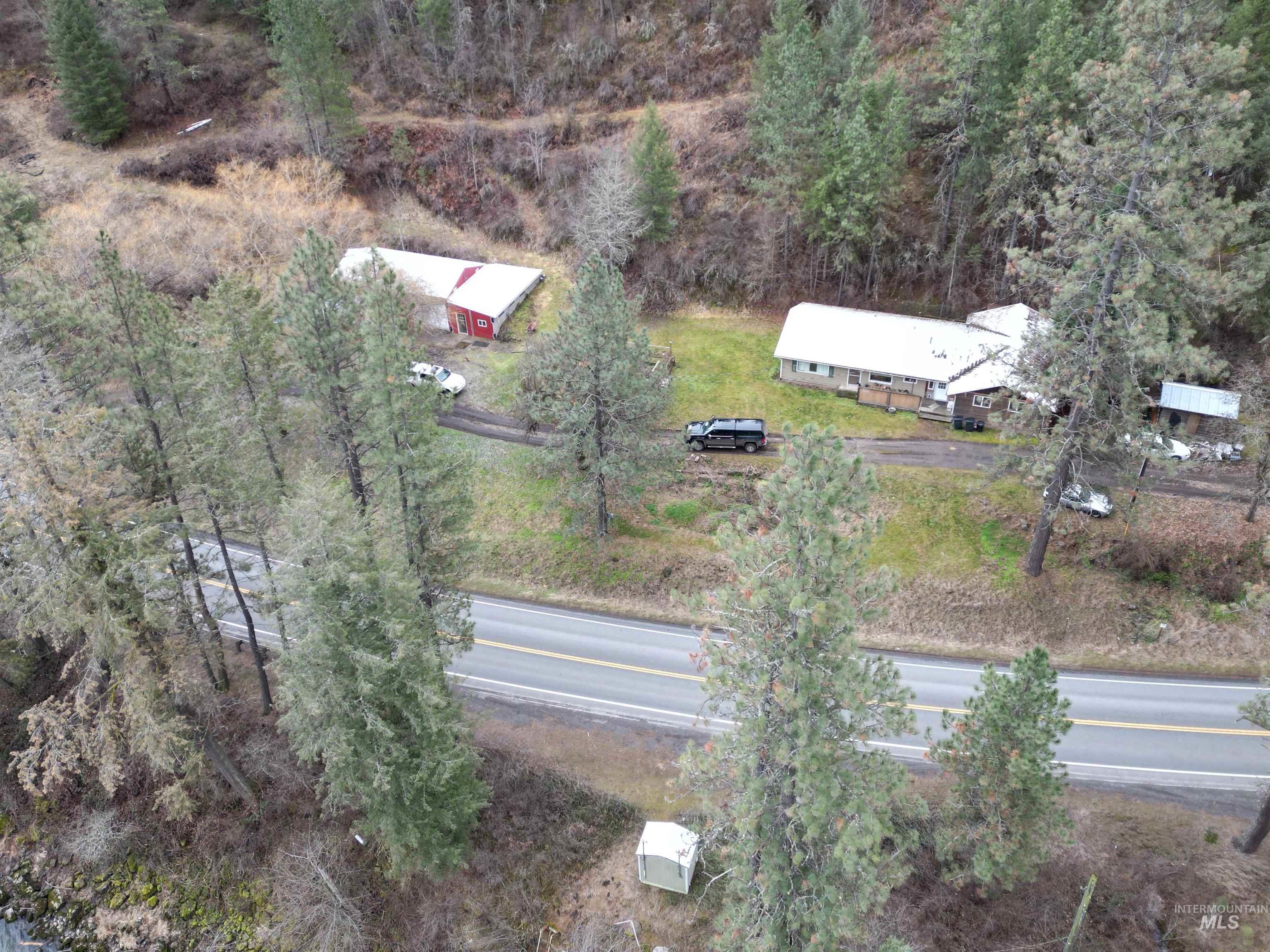 46582 Highway 12 Property Photo 36