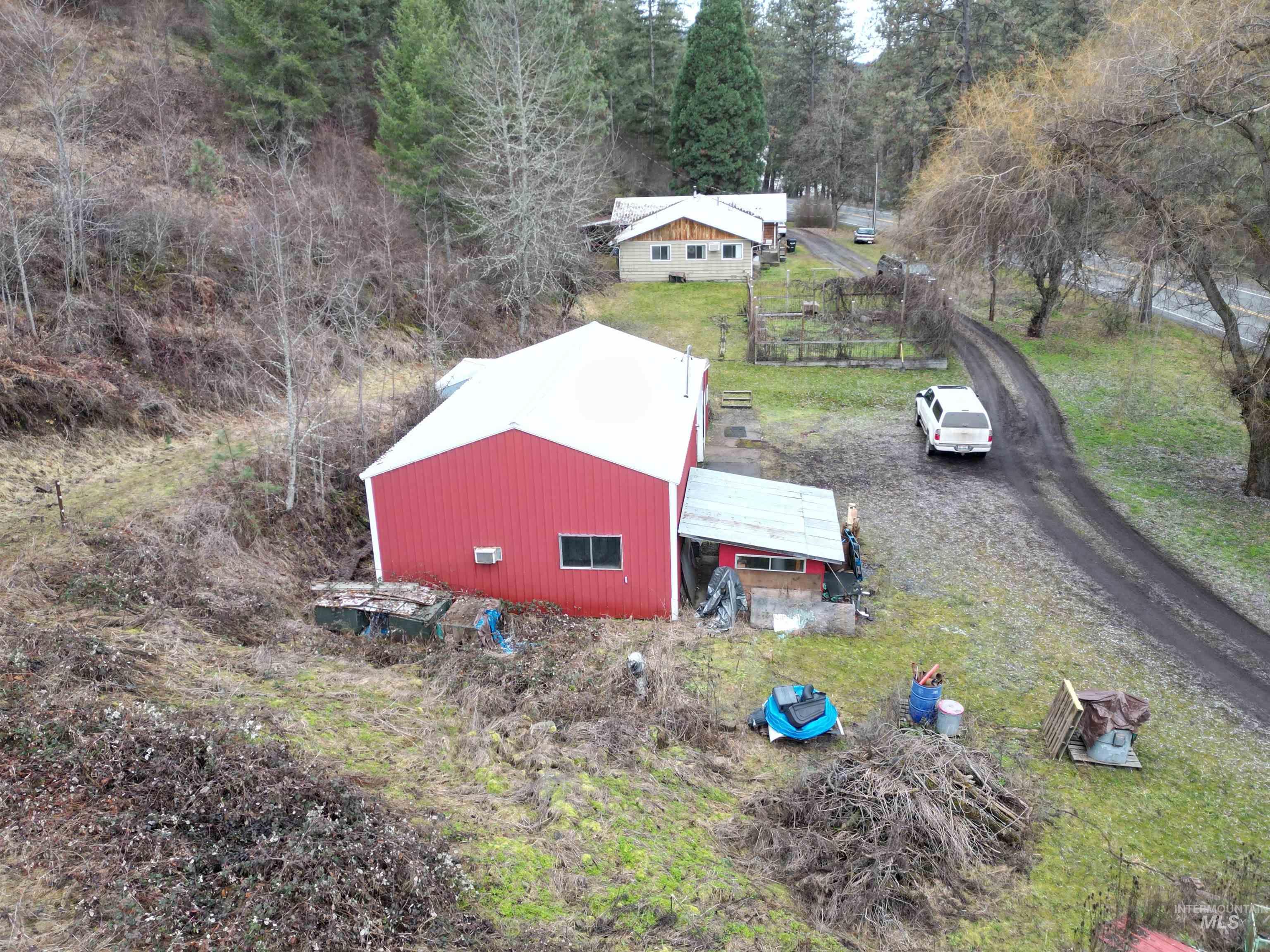 46582 Highway 12 Property Photo 40
