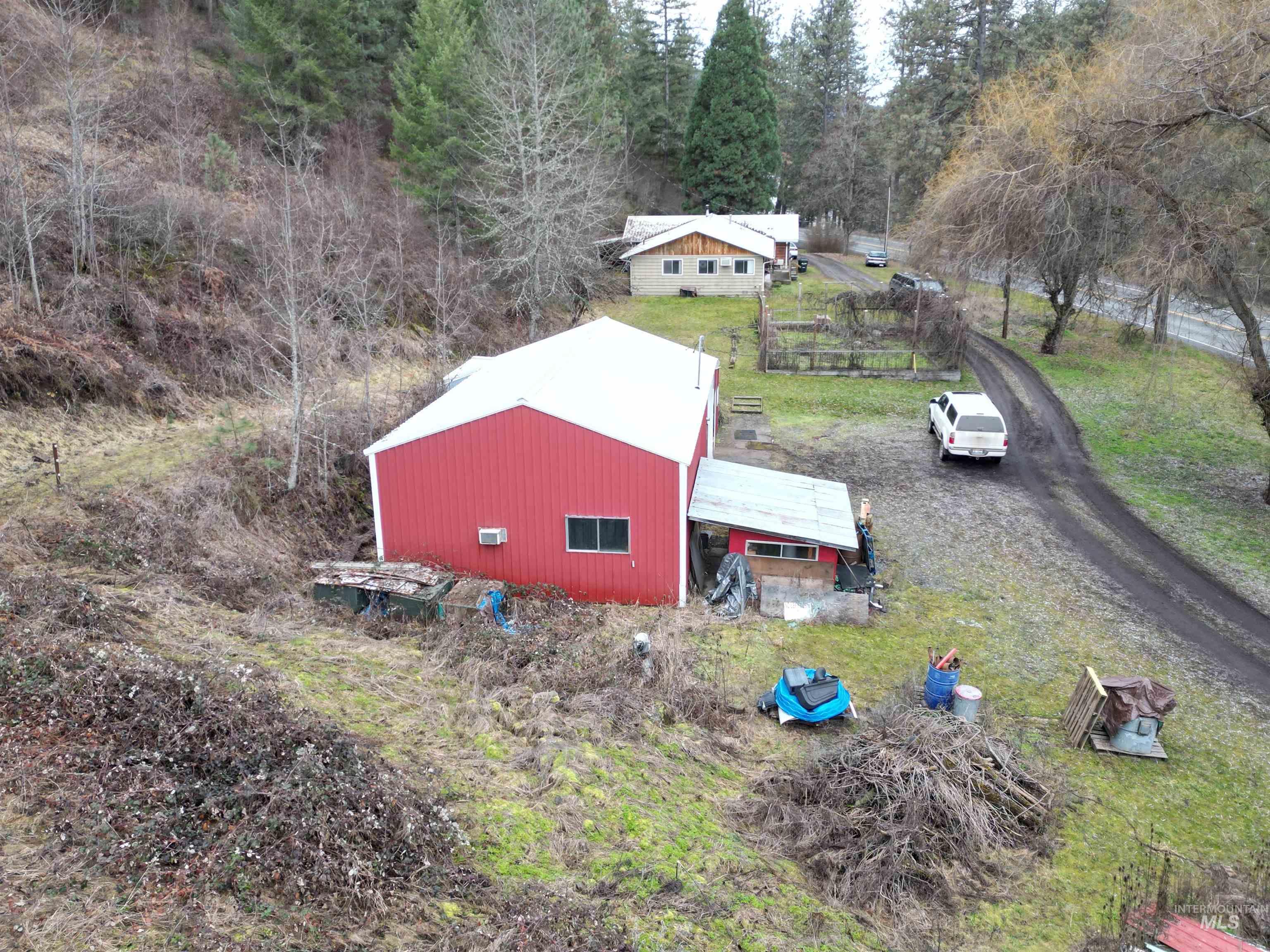 46582 Highway 12 Property Photo 41