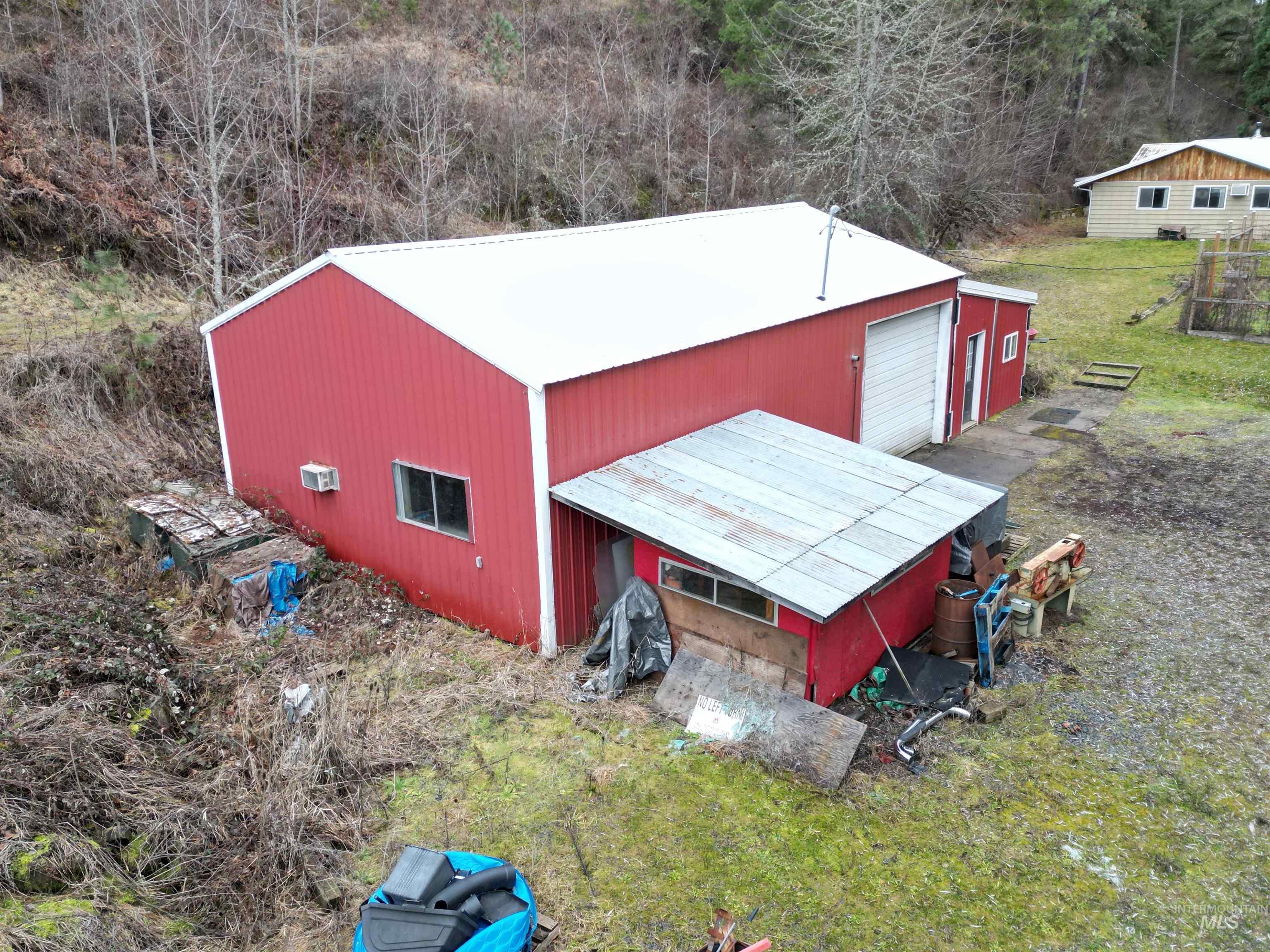 46582 Highway 12 Property Photo 43