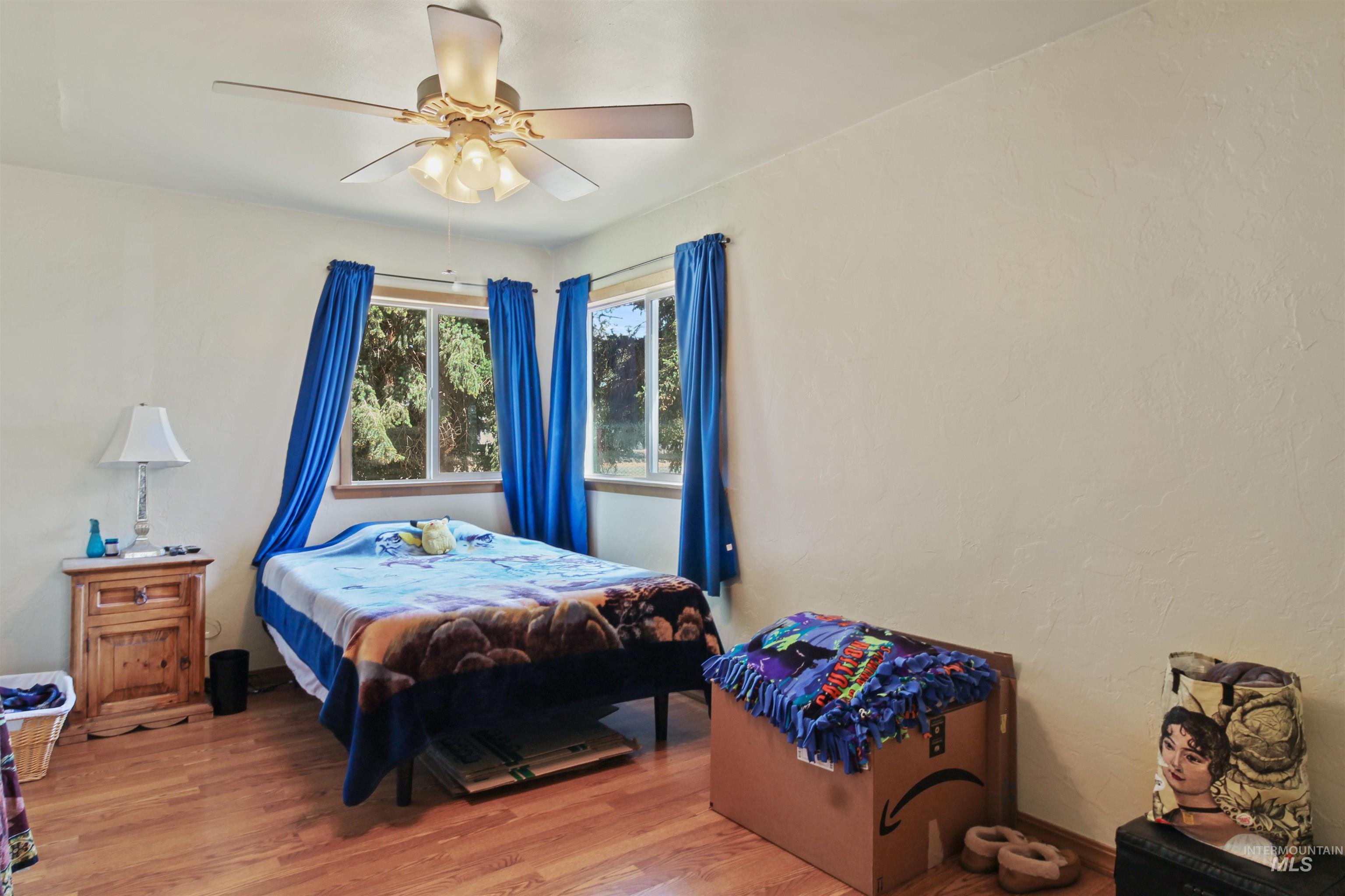 646 Montana Street Property Photo 9