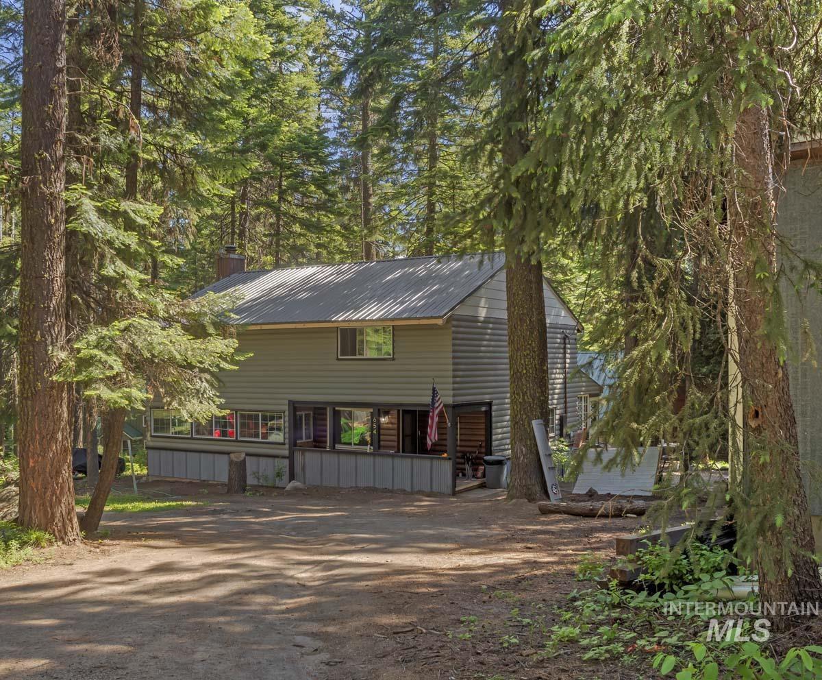 654 Bings Road Property Photo 1
