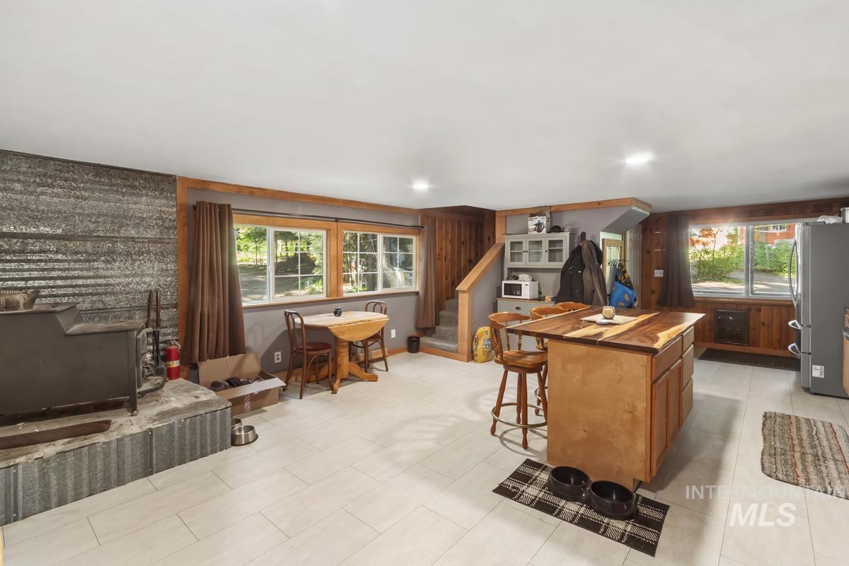 654 Bings Road Property Photo 12