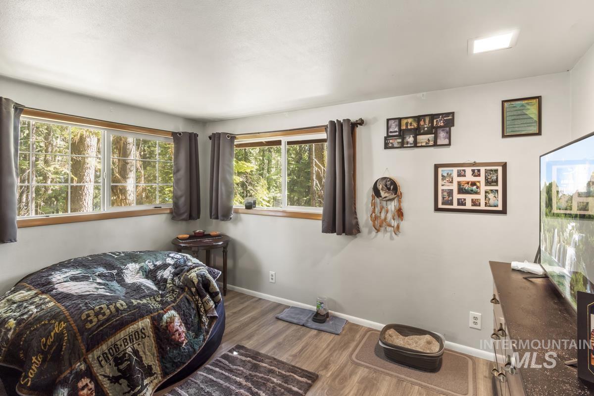 654 Bings Road Property Photo 15